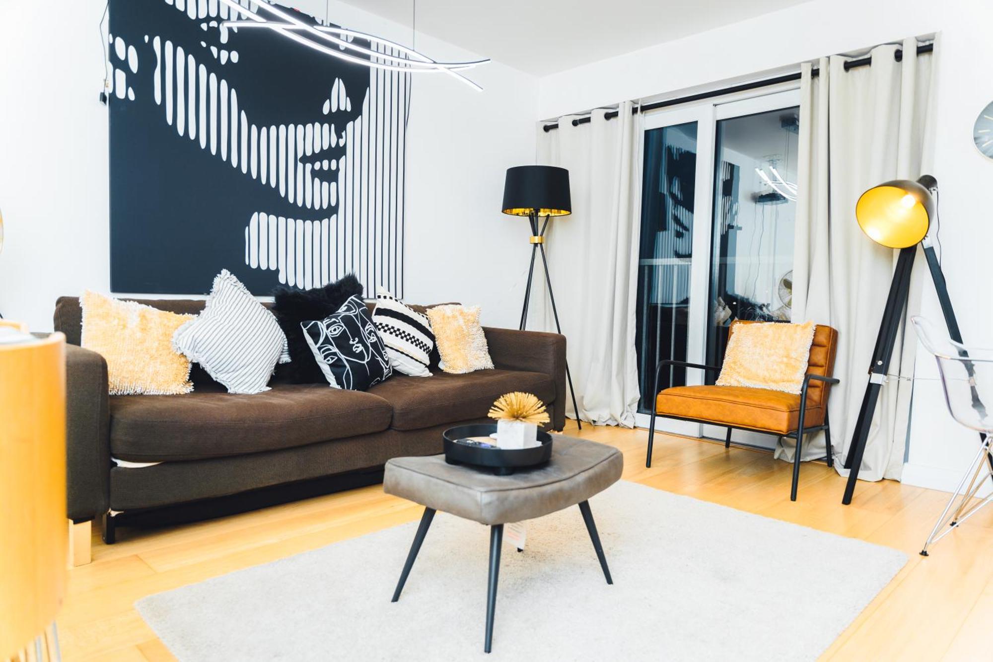 Unique Sky View -2 Bed * London