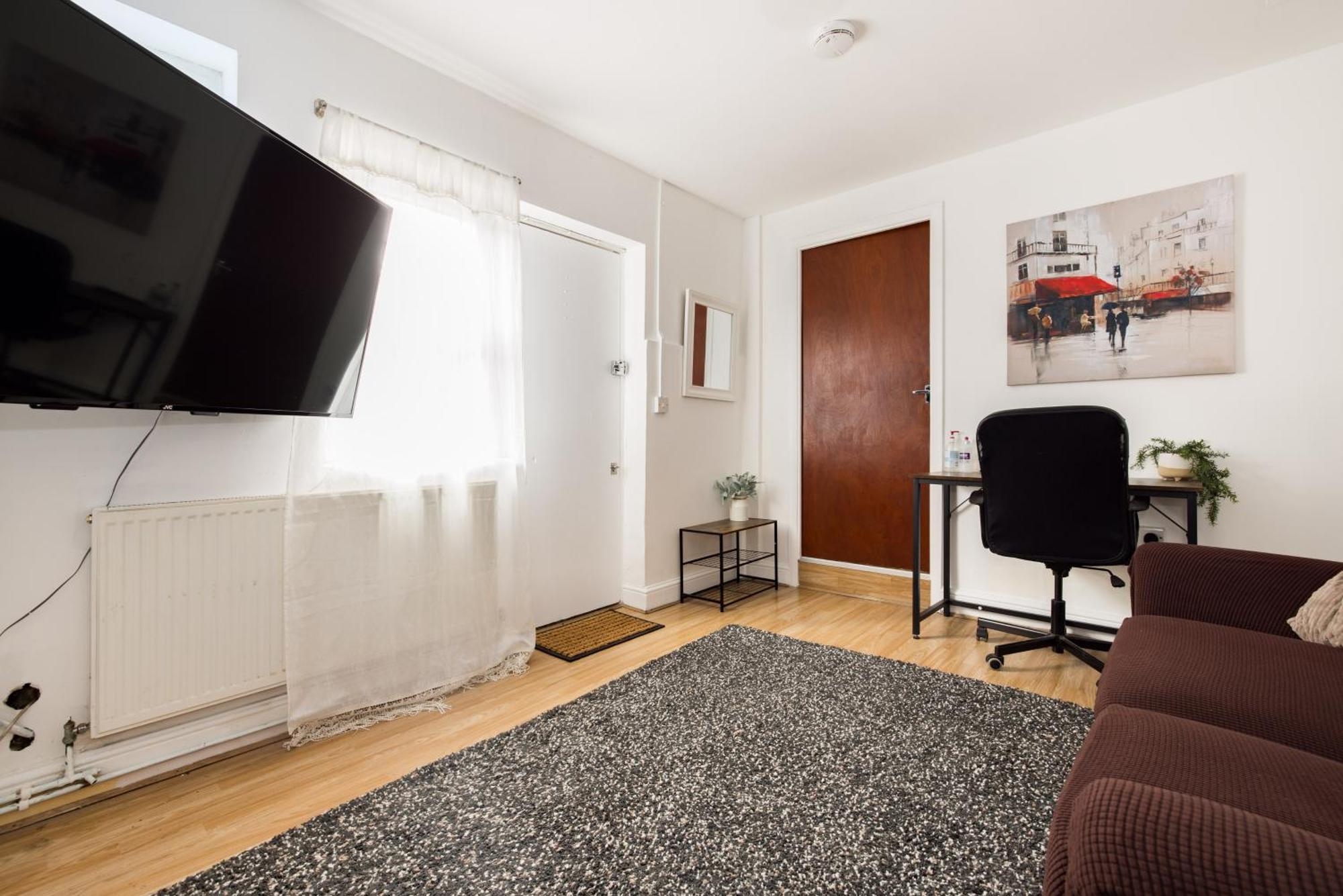 1bd Near Olympic Park, East London