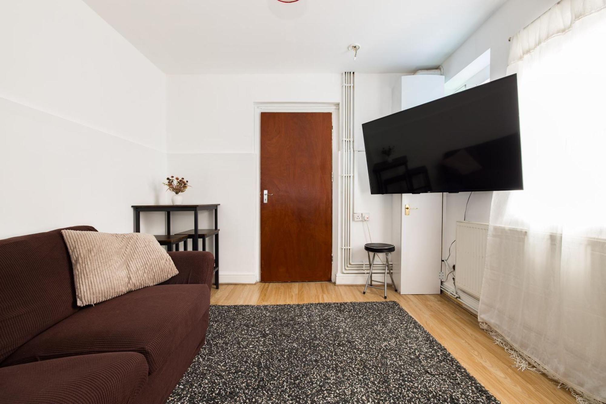 1bd Near Olympic Park, East Apartment *