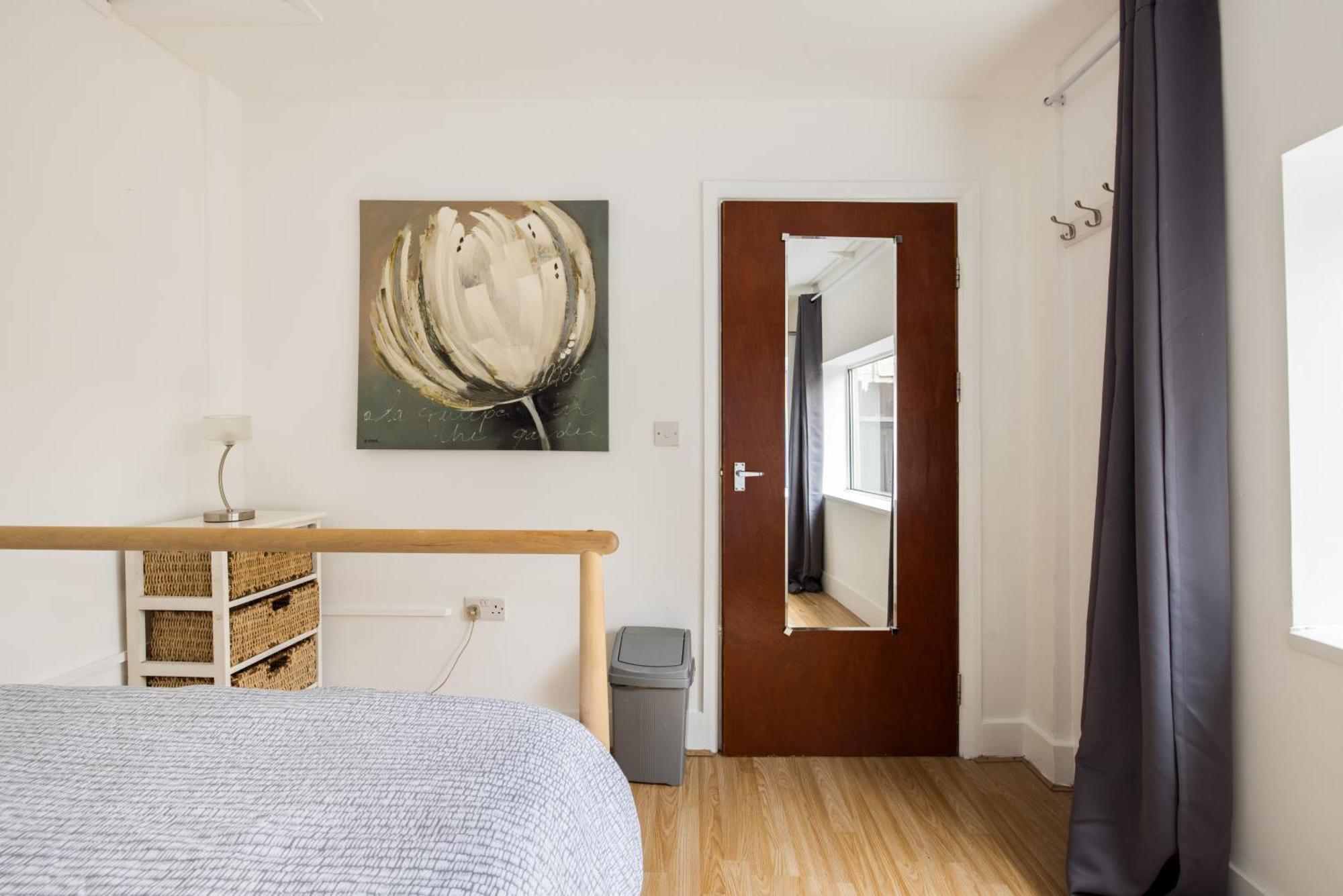 1bd Near Olympic Park, East London