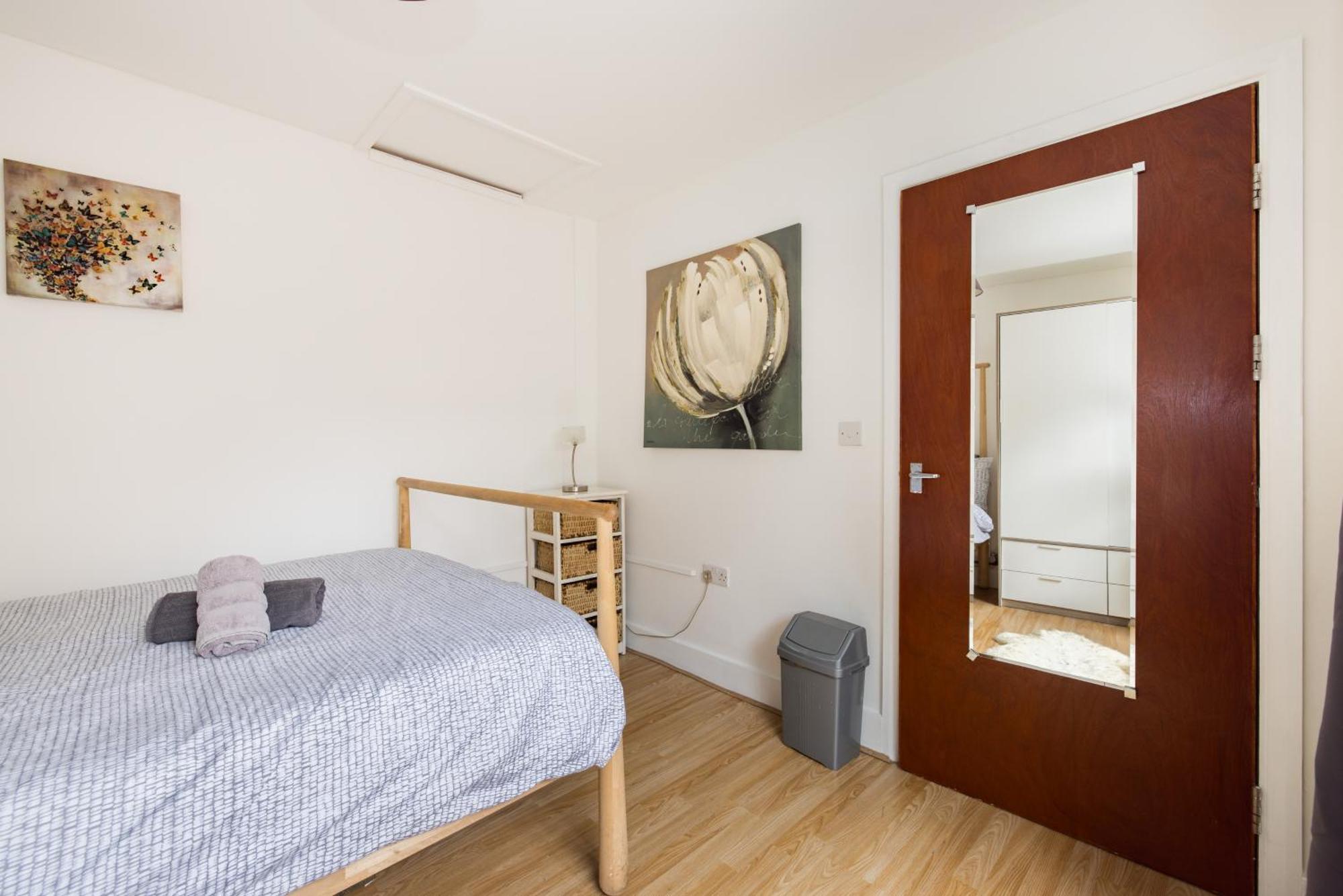 1bd Near Olympic Park, East Apartment