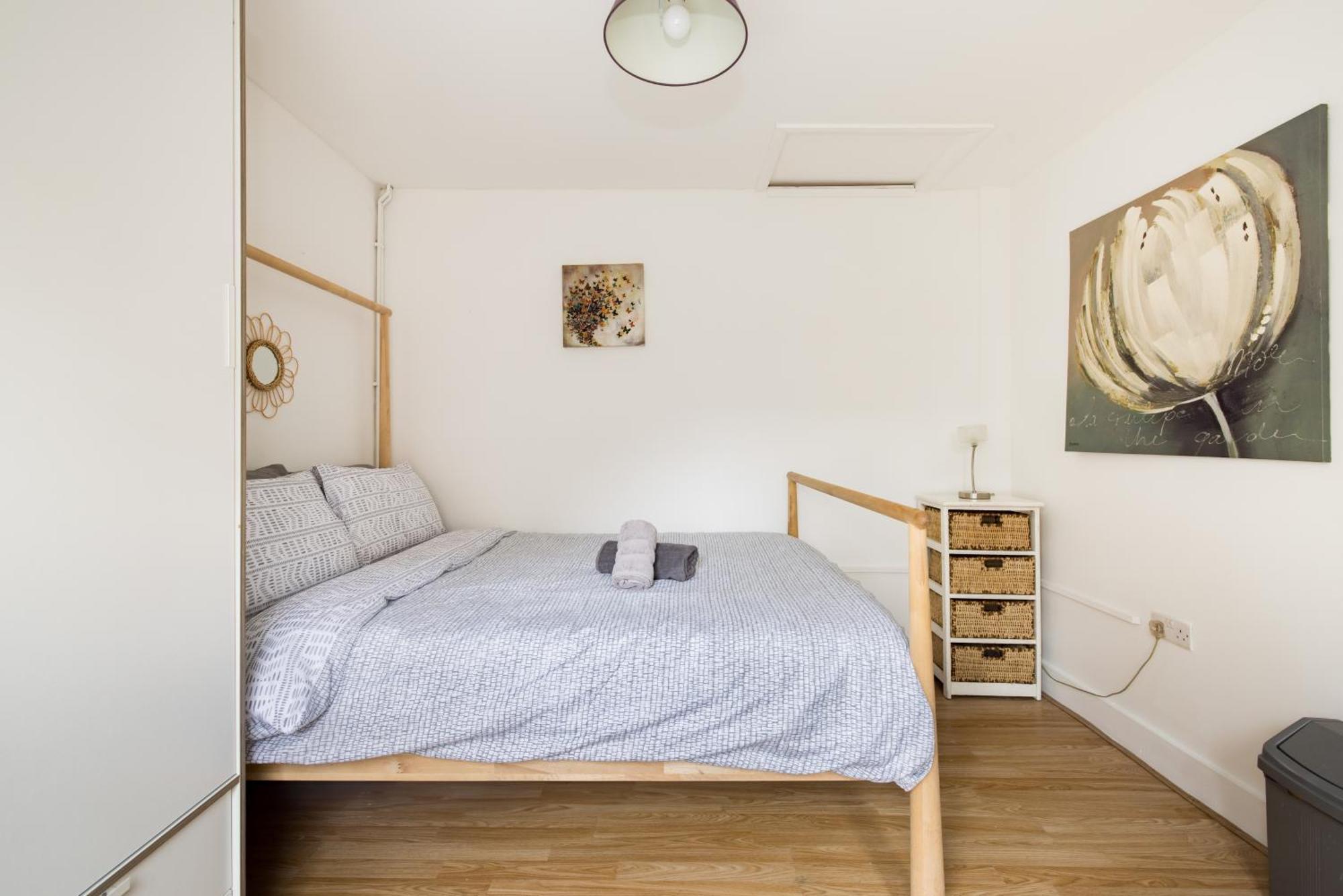 1bd Near Olympic Park, East Apartment