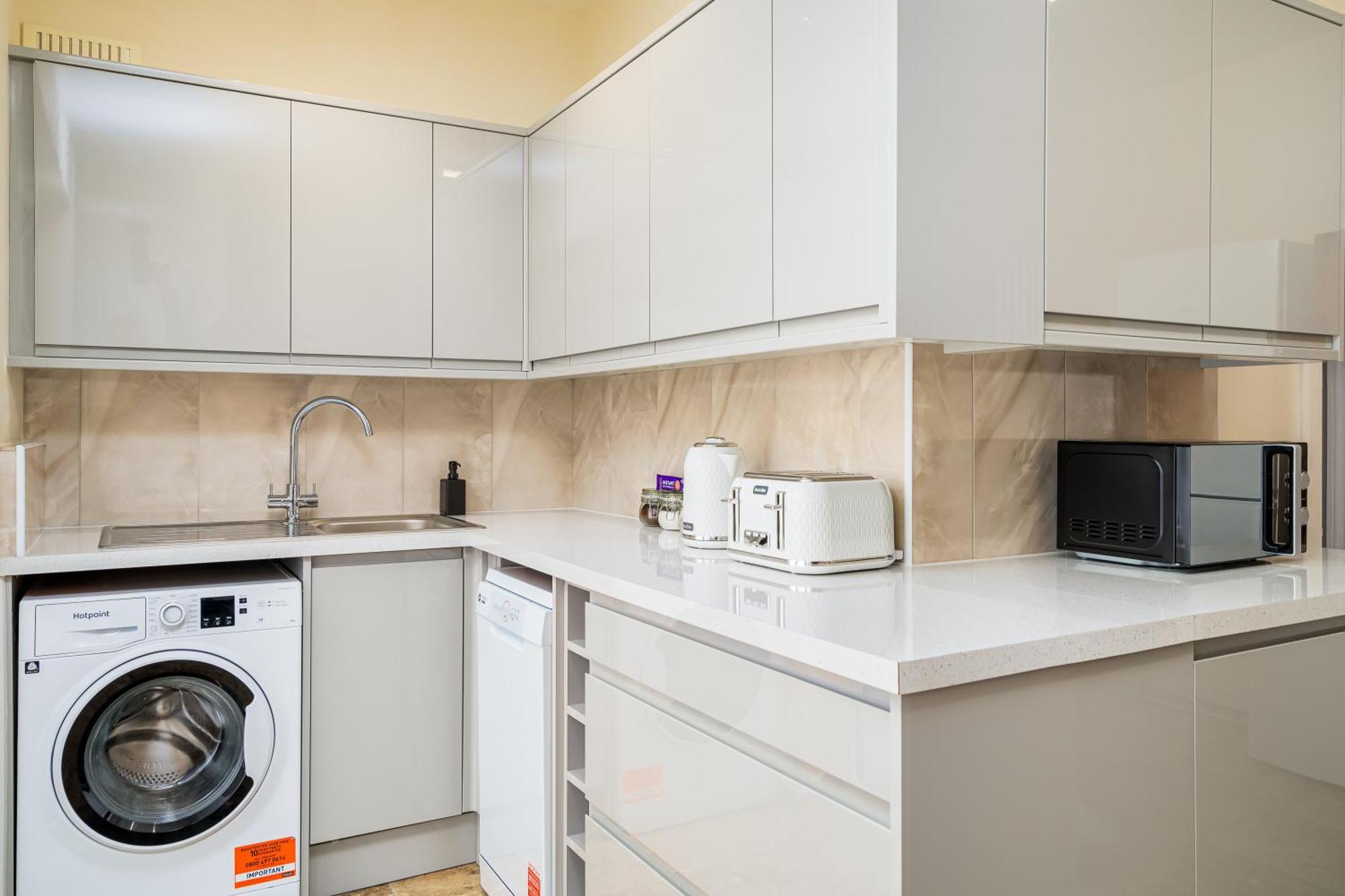 Homely And Stylish With A Garden In East Finchley * Londres
