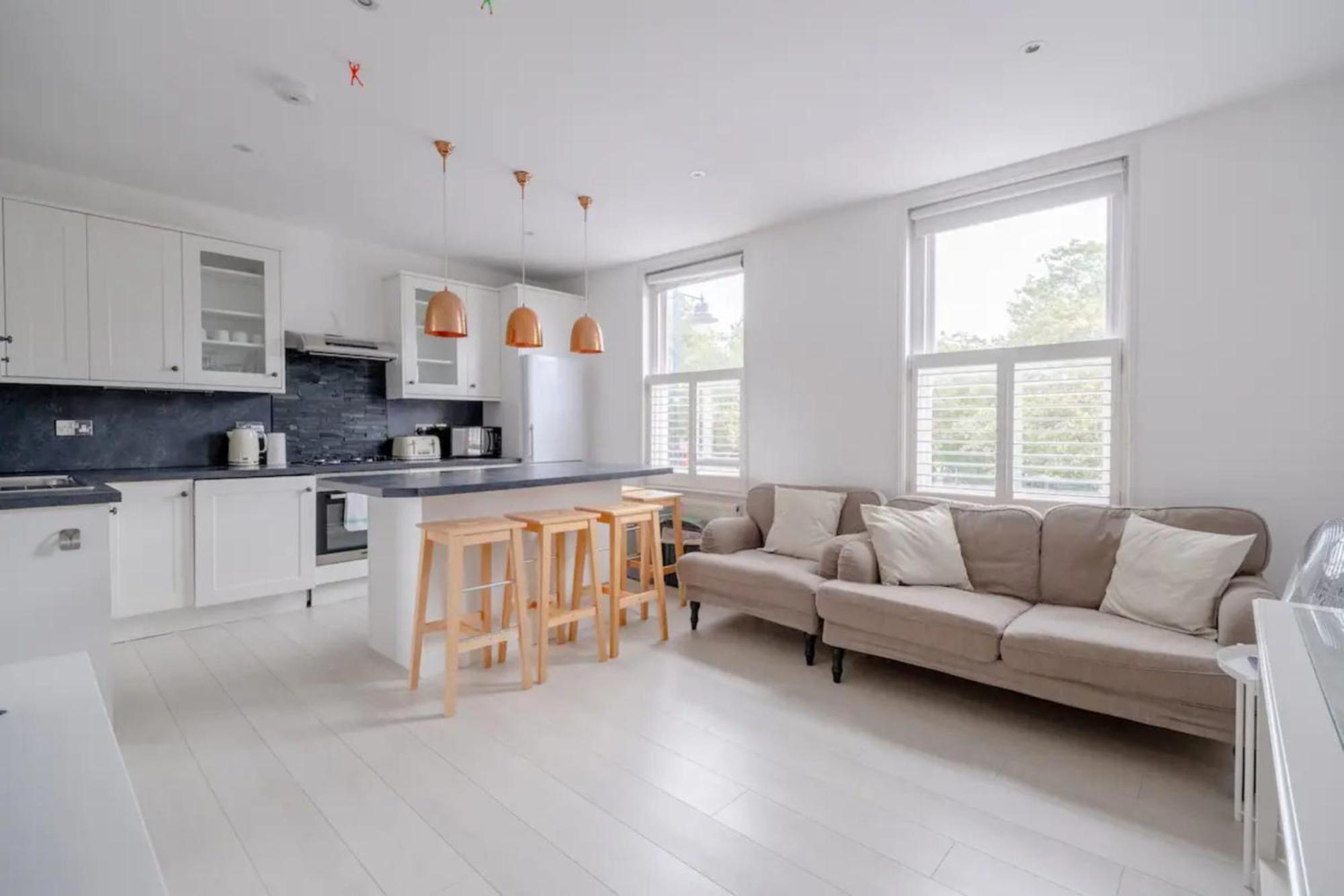 Apartamento Airy 2 Bedroom Next To Clapham Common Londres