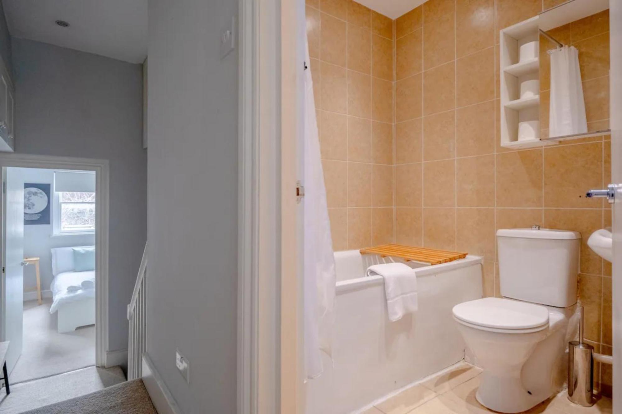 Airy 2 Bedroom Next To Clapham Common Apartamento