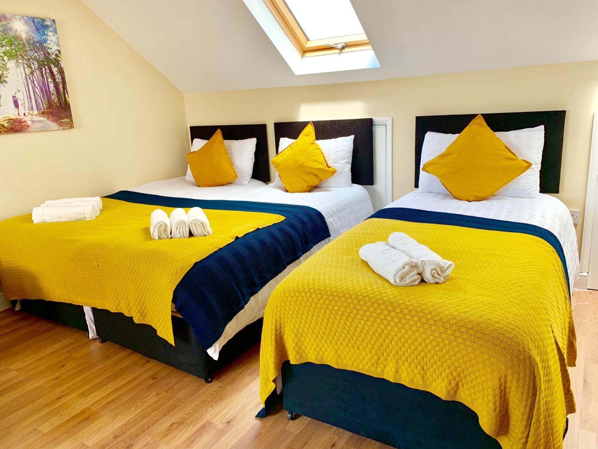 Apartamento Apartments, Private Bathroom, Kitchenette, Parking, Np7 *