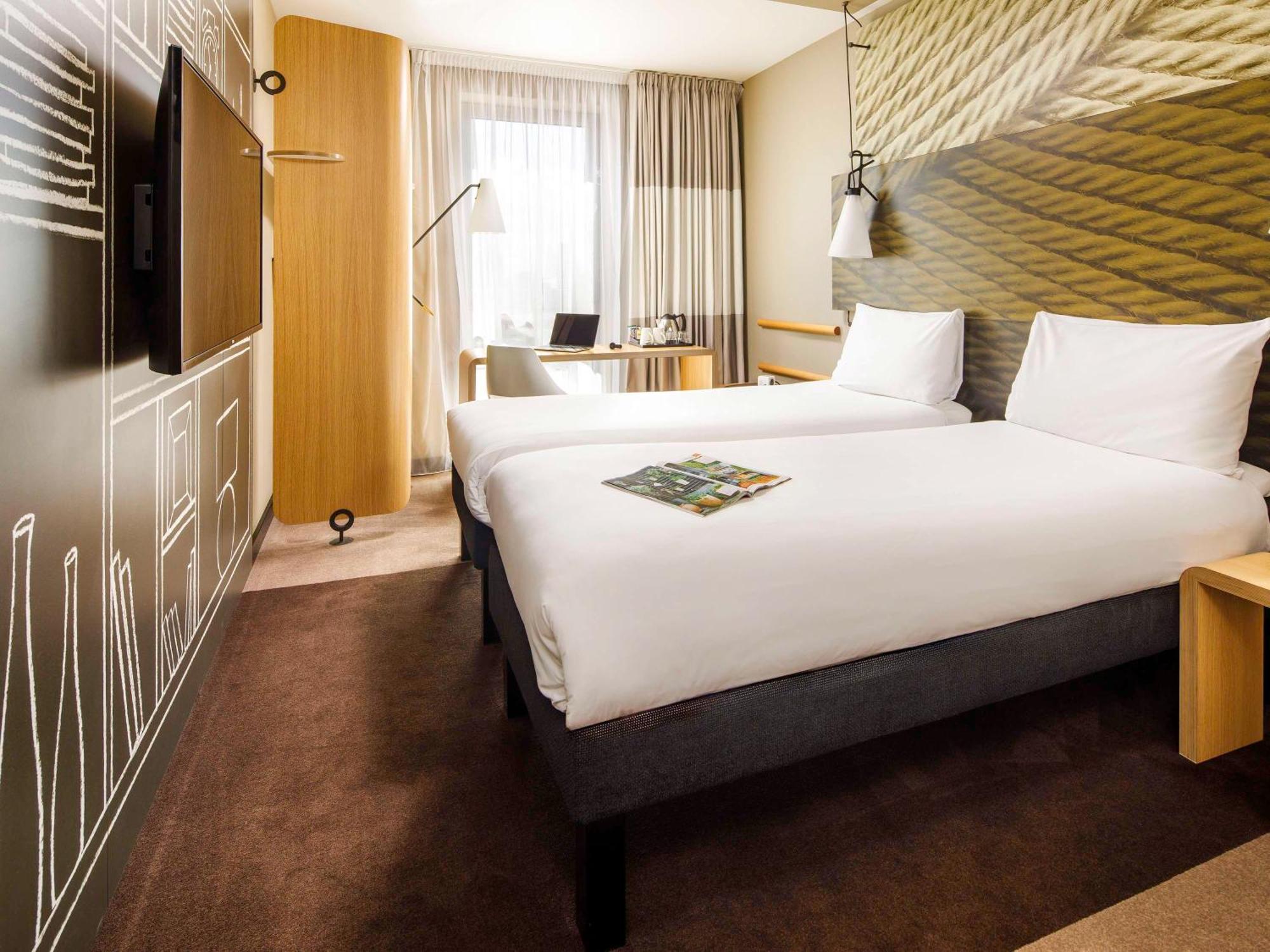 Hotel Ibis Canning Town 3*