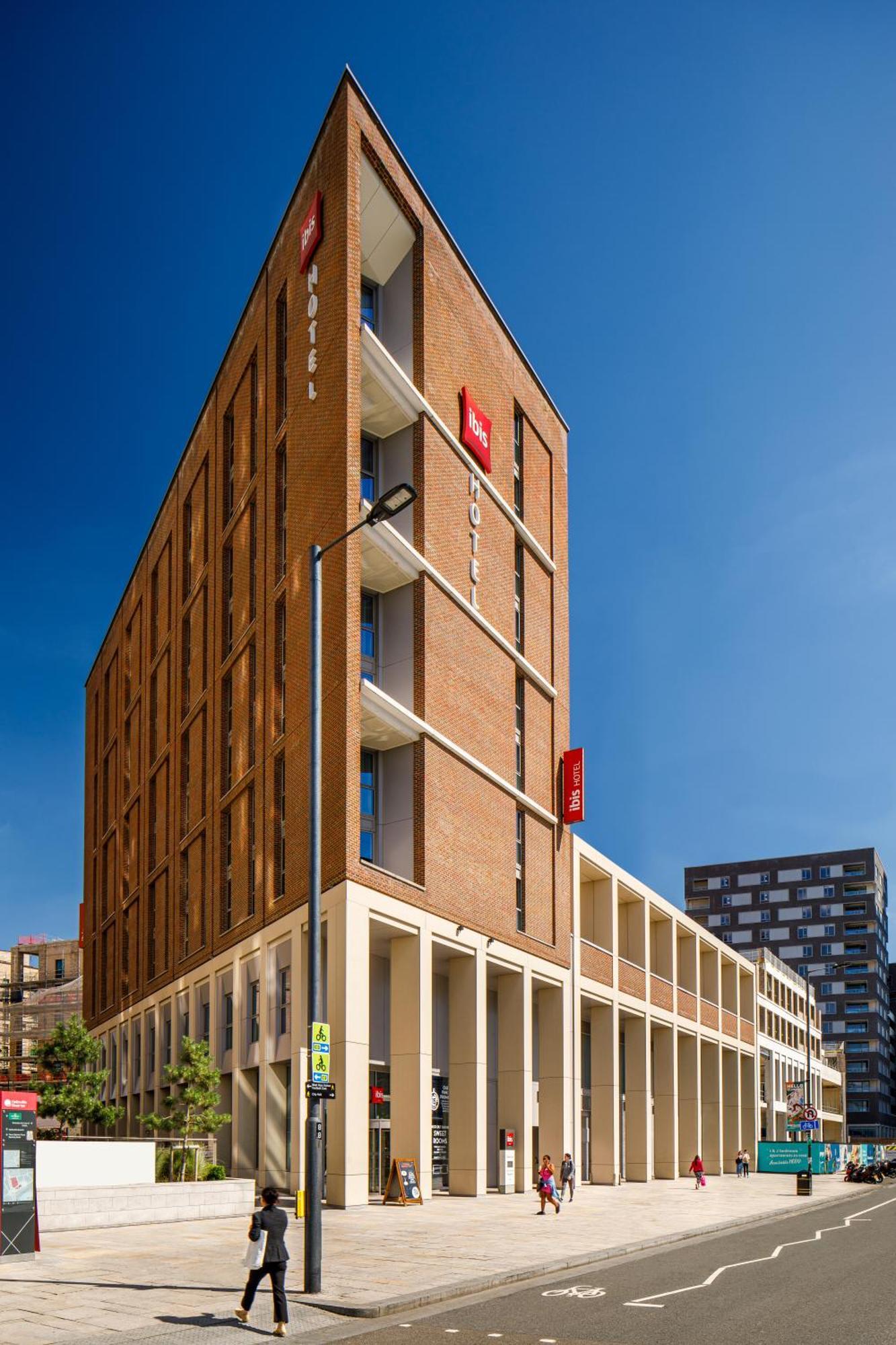 Ibis Canning Town Hotel