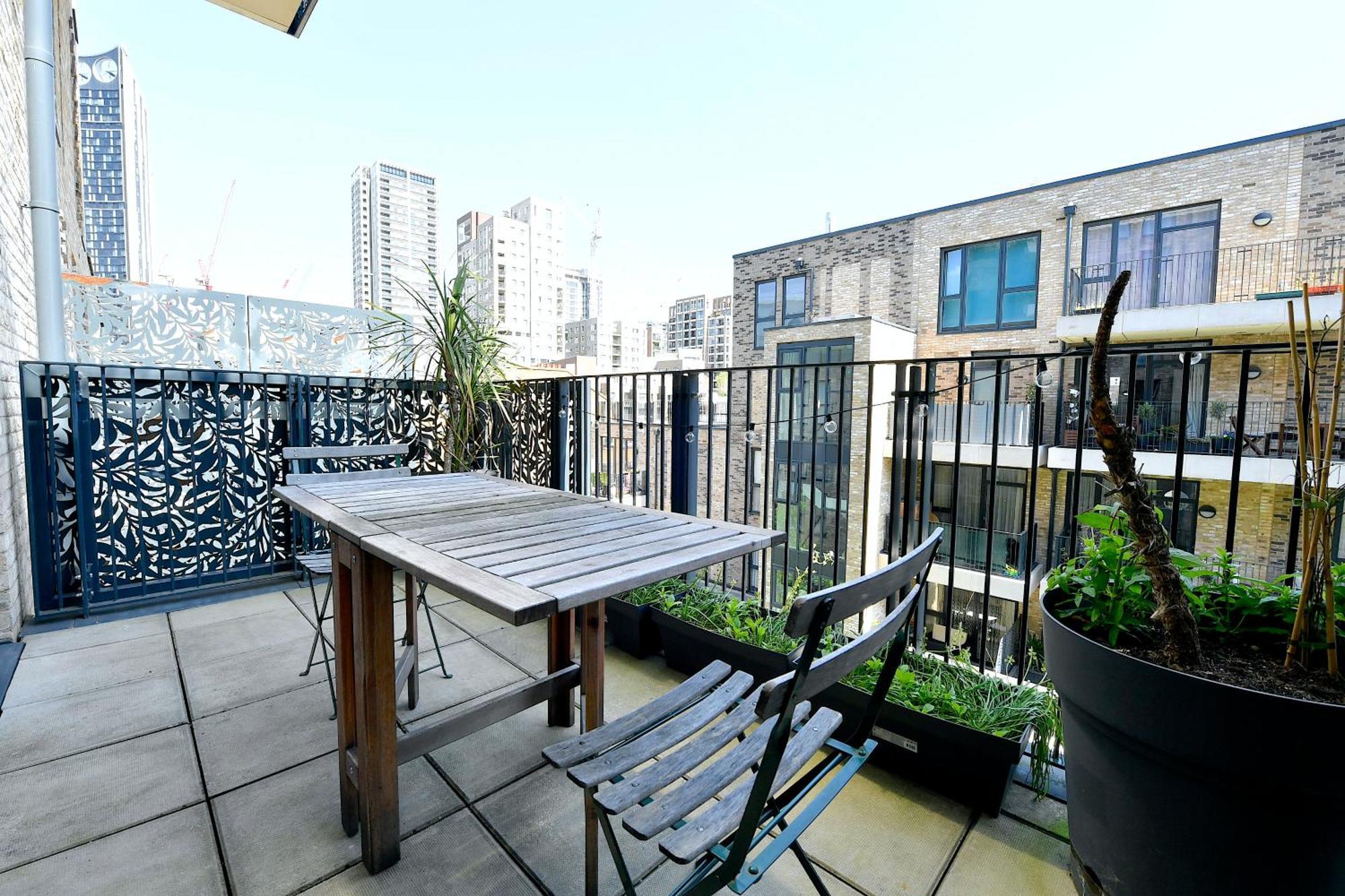 Bright Amelia - 2 Bed 1 Bath With Wifi And Netflix In The Heart Of Apartamento *