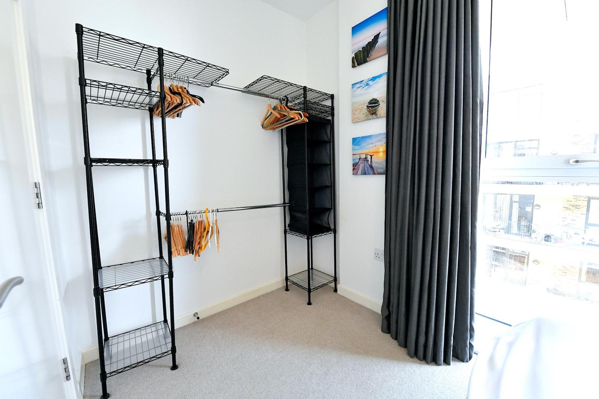 Bright Amelia - 2 Bed 1 Bath With Wifi And Netflix In The Heart Of Londres