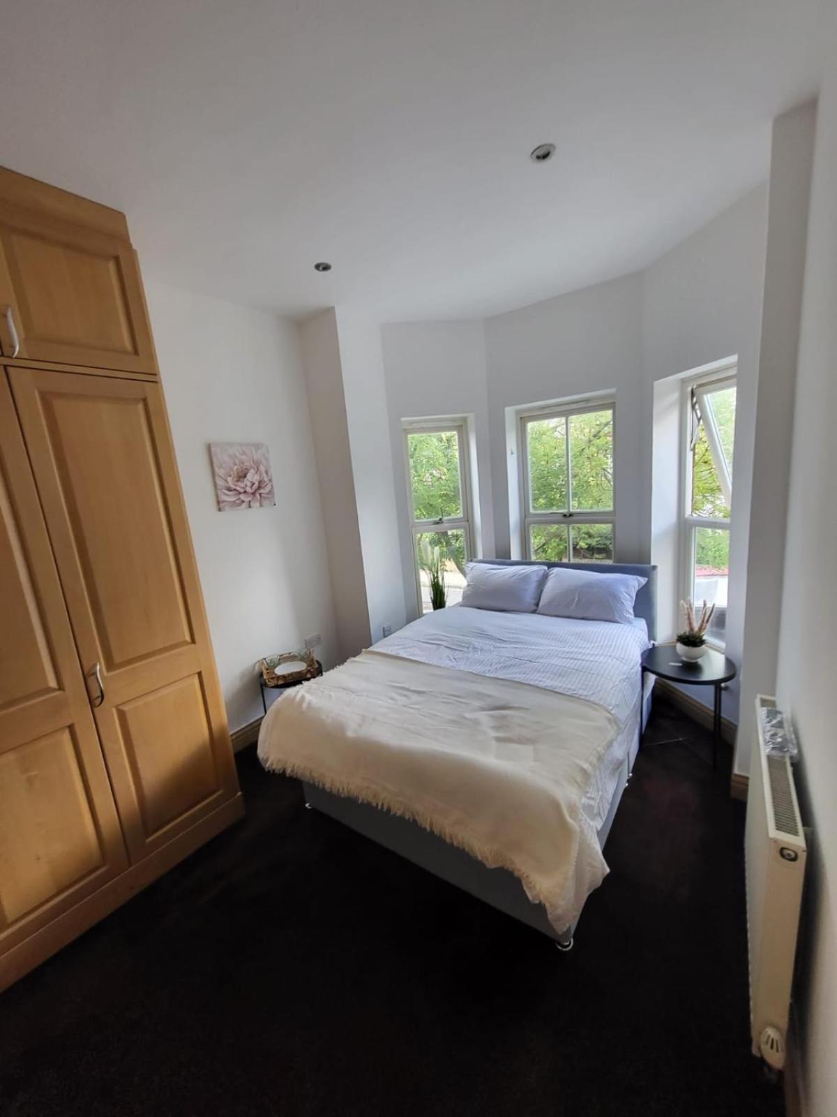 Homestay Camden 2 *