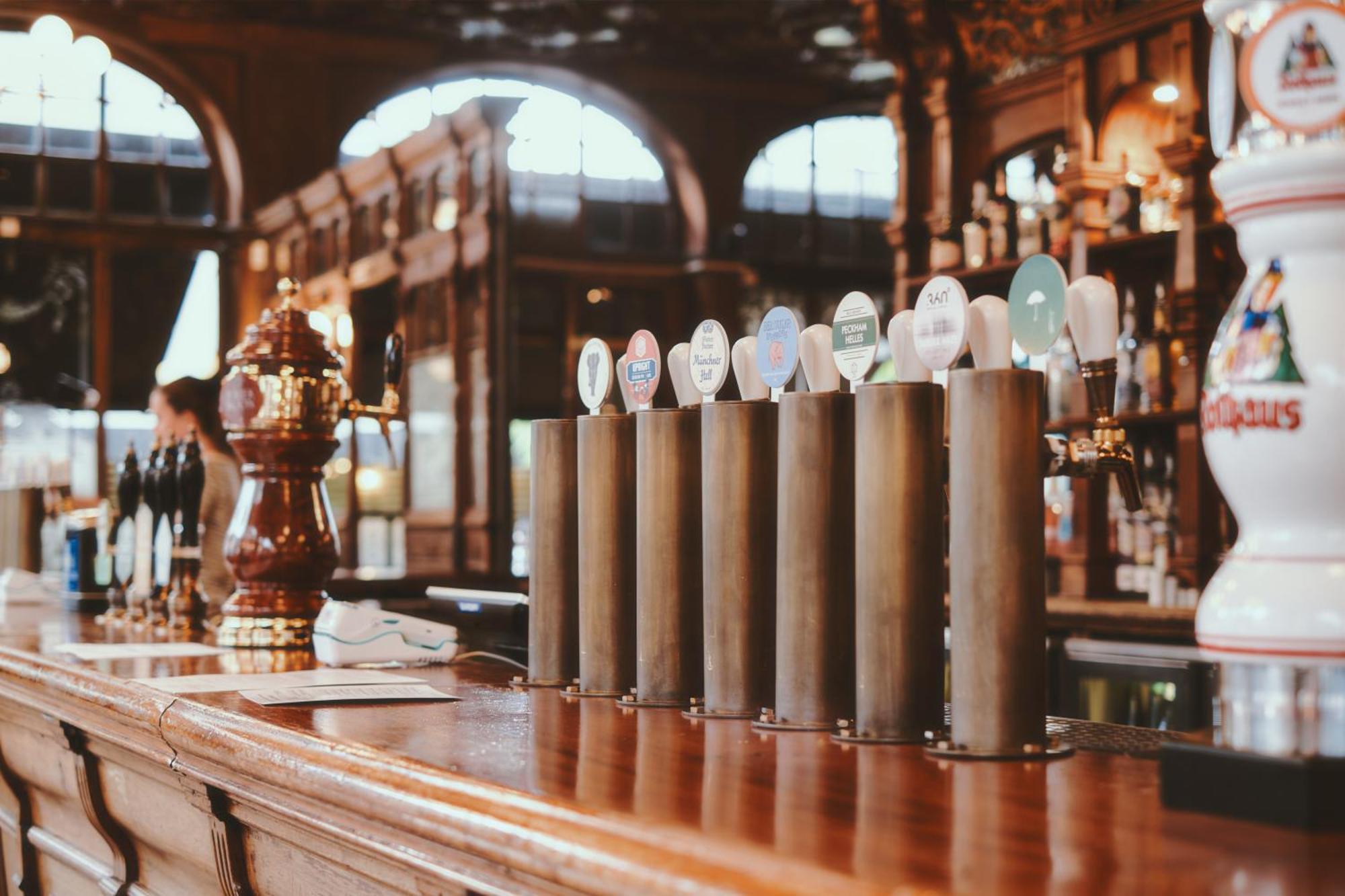 The Black Lion Pub & Boutique Estalagem