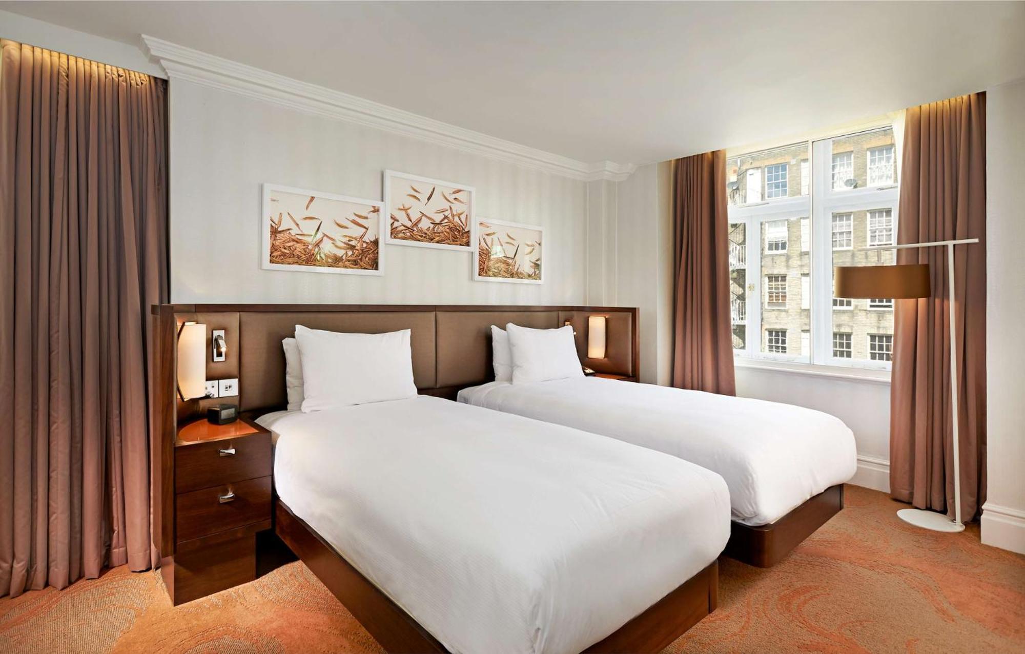 Hilton Hyde Park 4* Londen