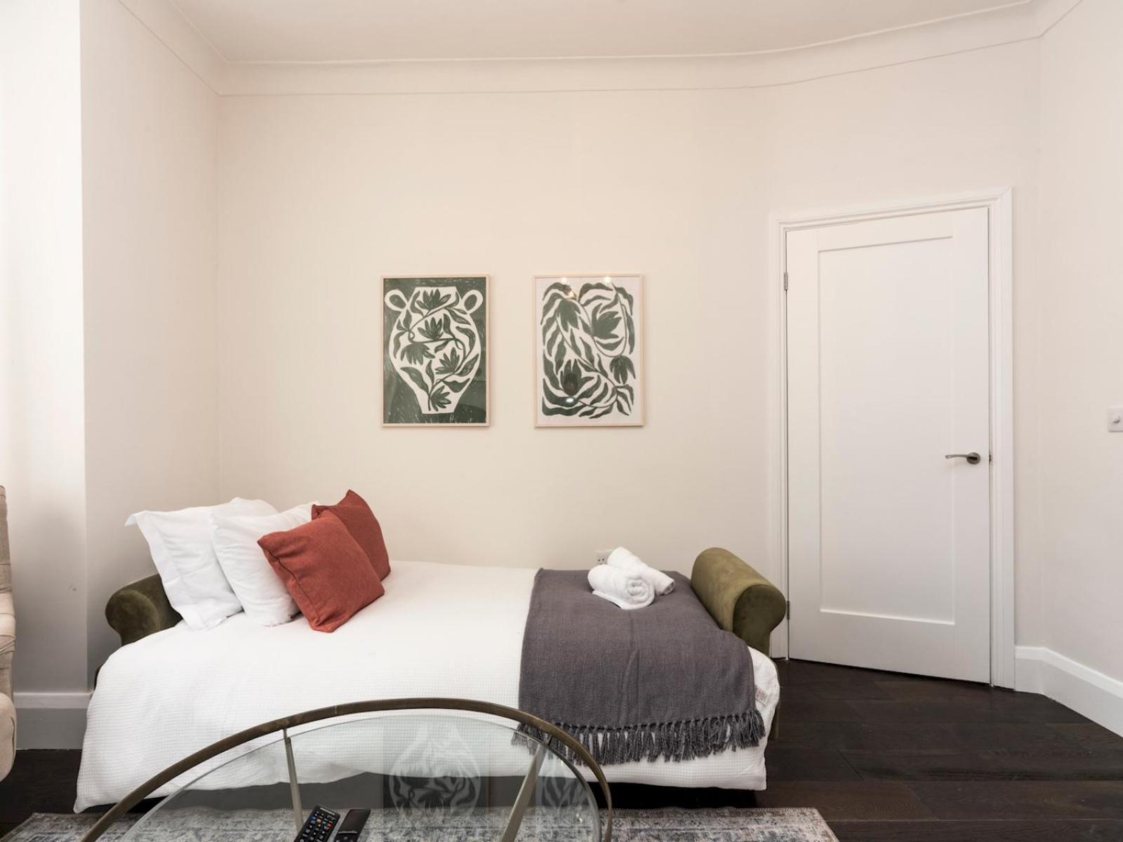 Pass The Keys Elegant Modern 2 Bed Flat Near Greenwich Park Holiday home London