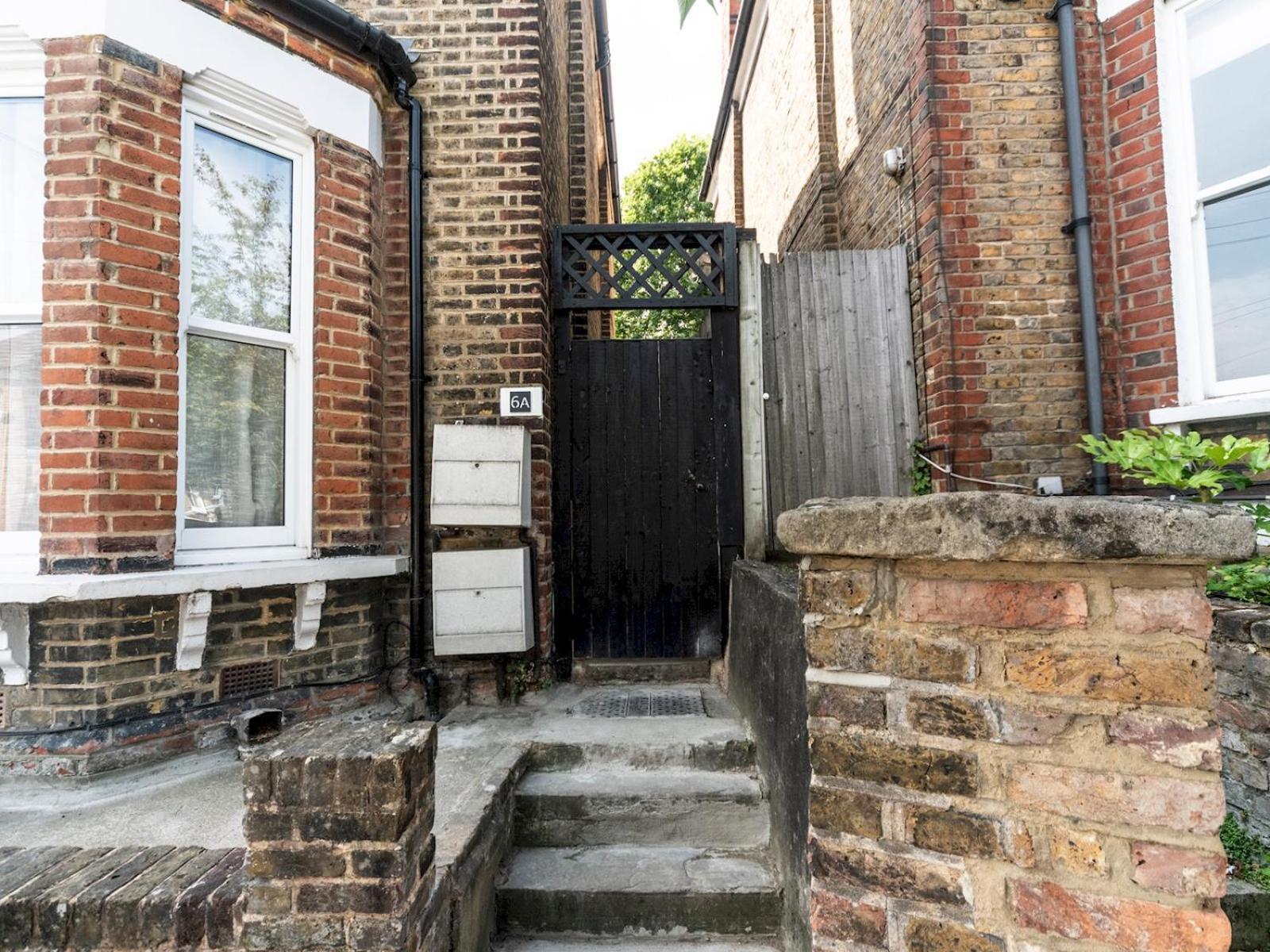 Casa de Férias Pass The Keys Elegant Modern 2 Bed Flat Near Greenwich Park Londres