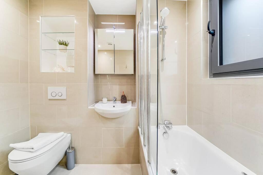 Apartment Modern 1 Bed Apt By Old Street / Shoreditch *