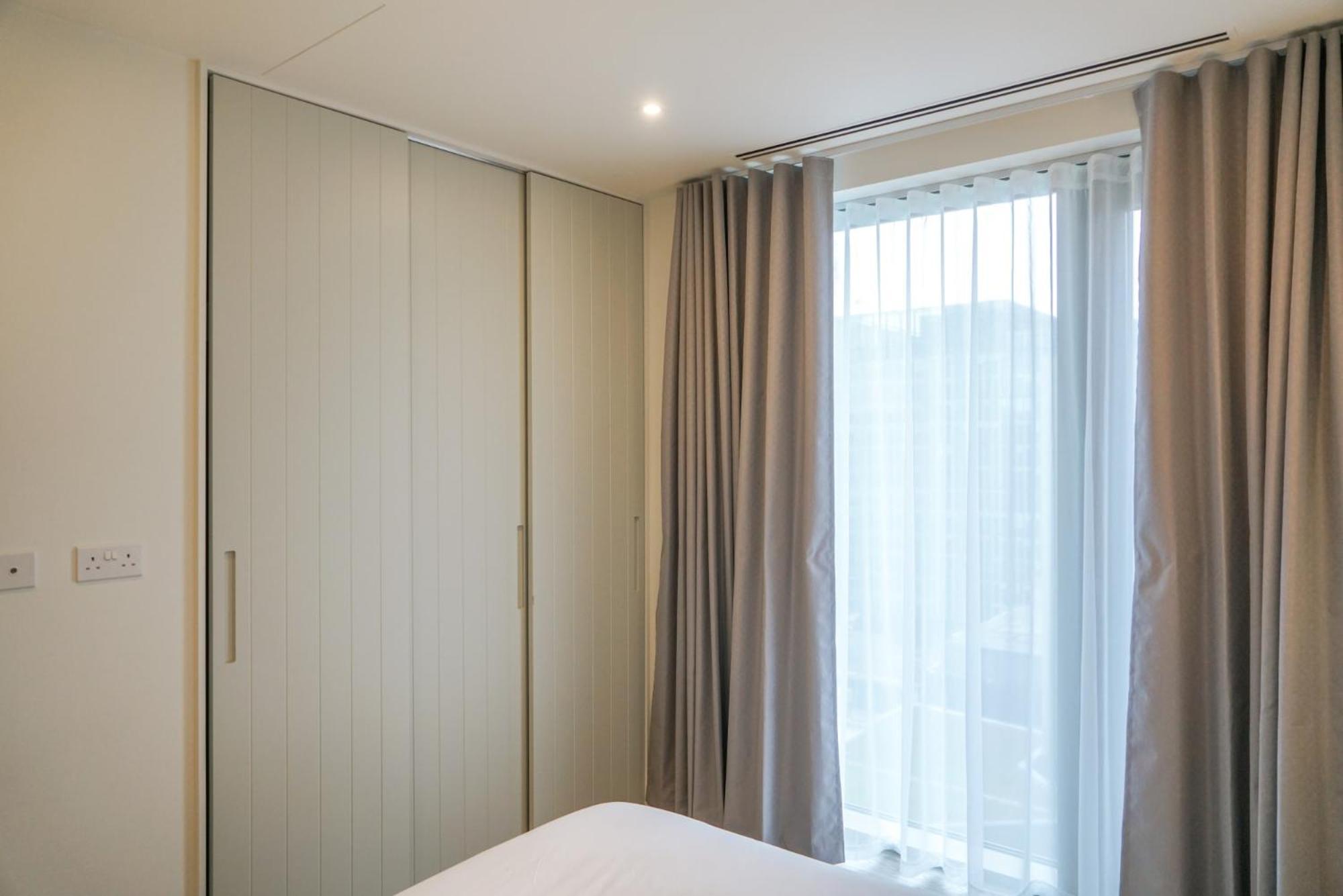 One And Two Bedroom At Coppermaker Square In Lively Stratford Aparthotel London