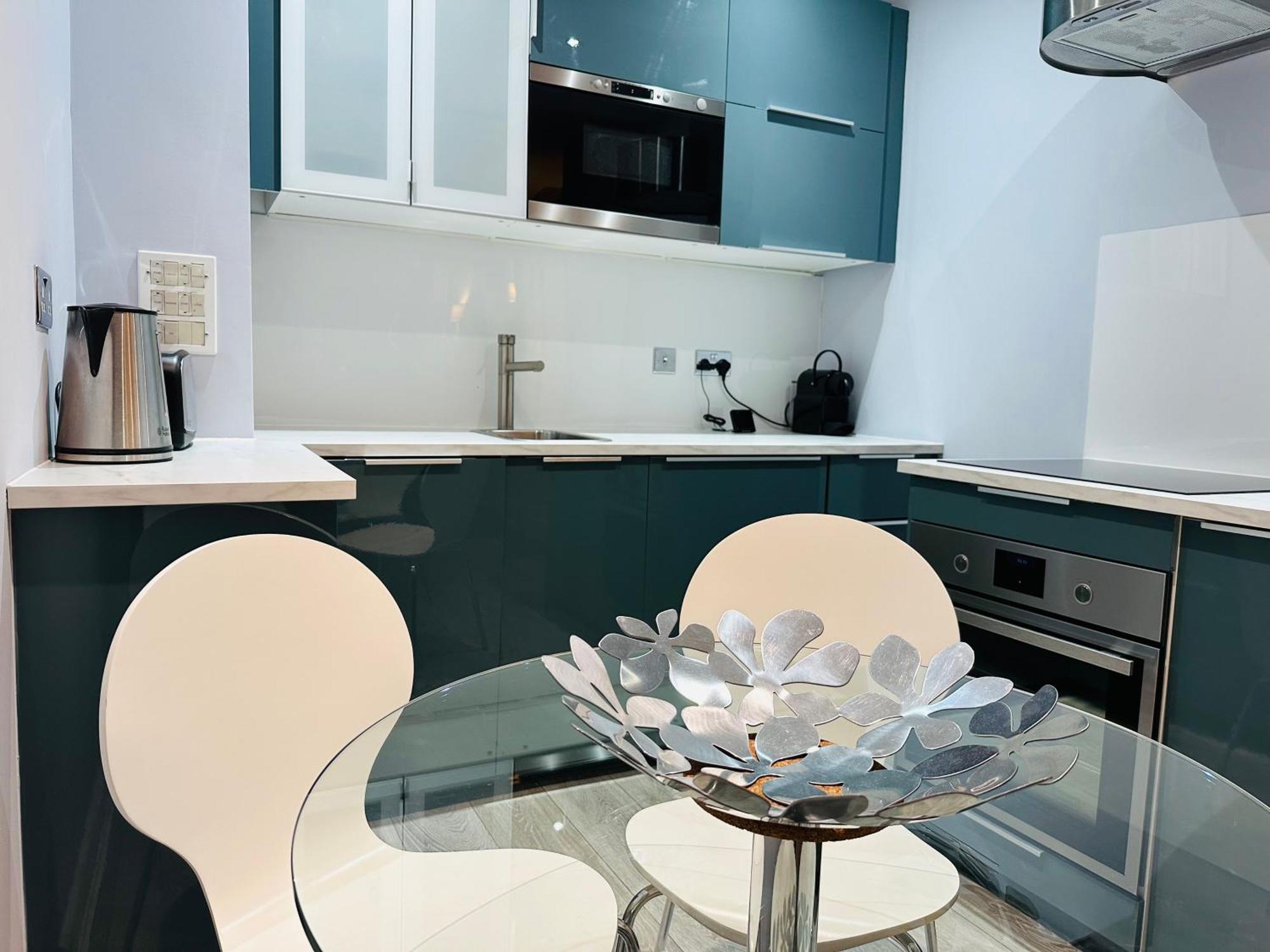 Modern Flat - Fantastic Location 10 Min Walking To Oxford Street! Apartment *