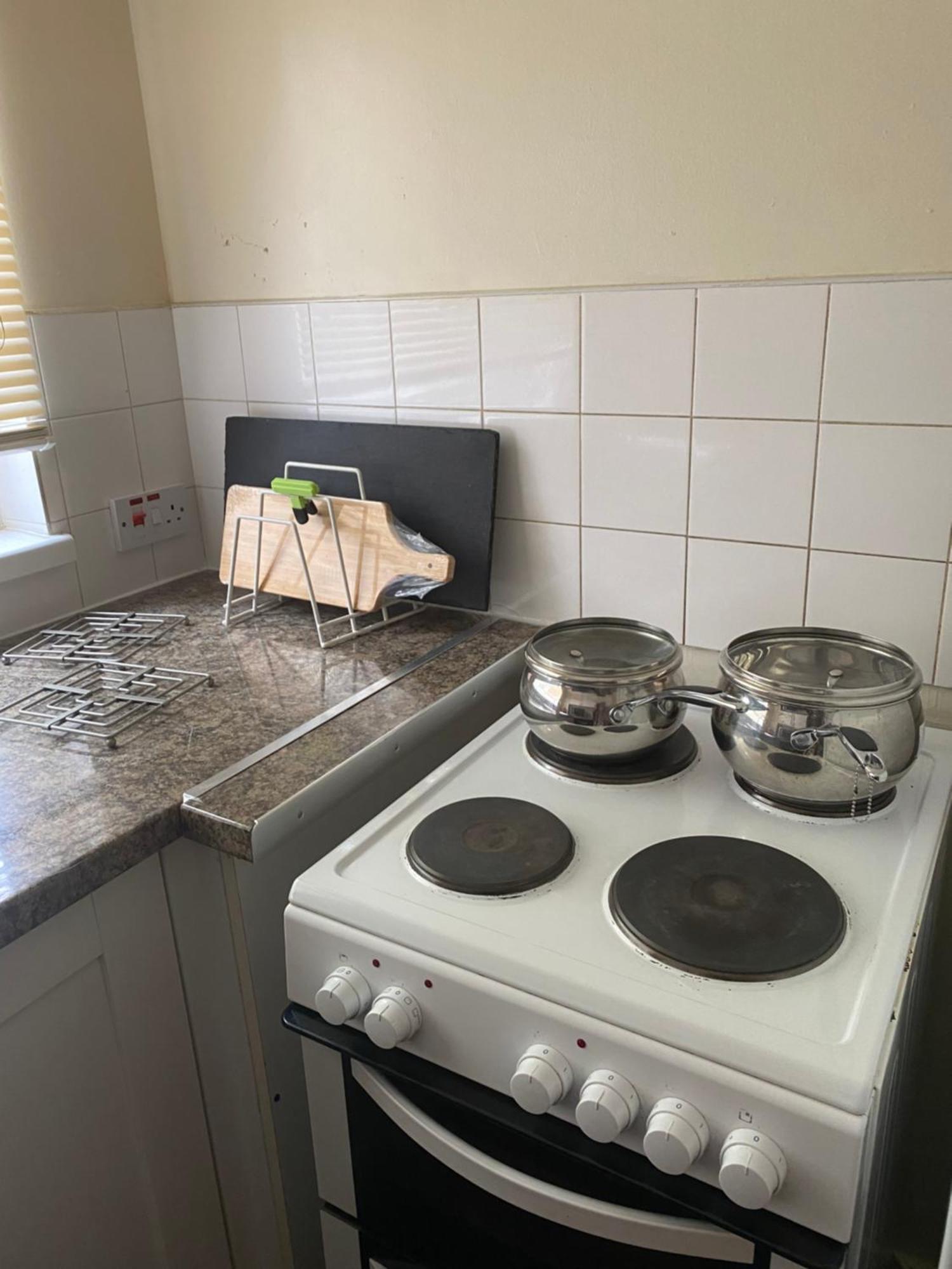 Fabulous Furnished In Beckton Appartement *