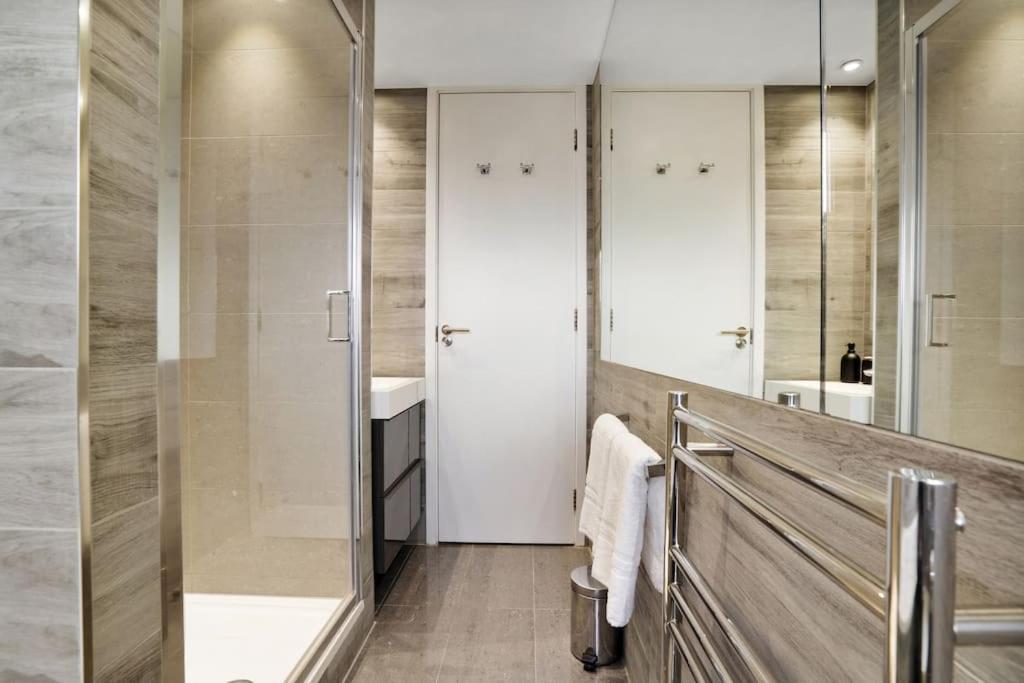 Apartamento The Camden Bright & Beautiful 2-bed Retreat *