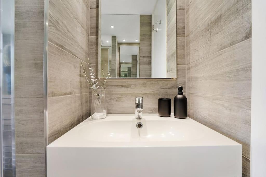 The Camden Bright & Beautiful 2-bed Retreat Apartamento Londres