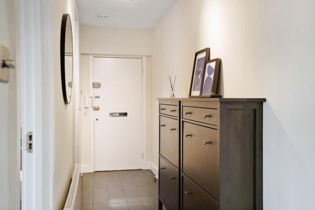 The Camden Bright & Beautiful 2-bed Retreat Londres