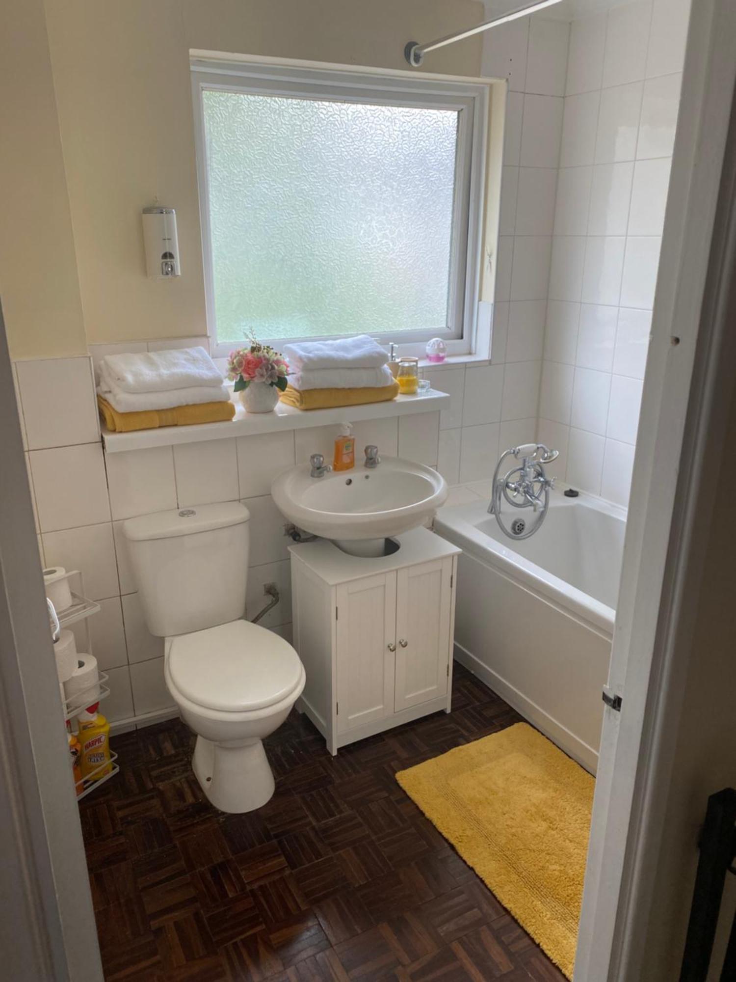 Fabulous Furnished In Beckton Appartement *