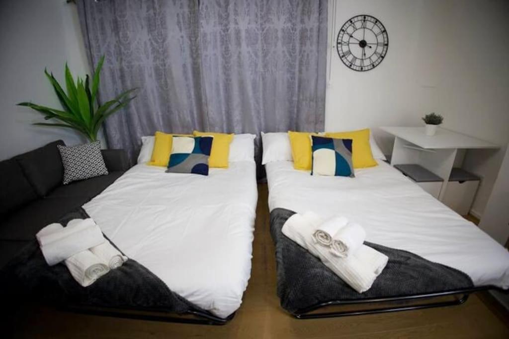 2 Bed Flat With Easy Access To Excel, Central London, City Airport, O2 Appartement *