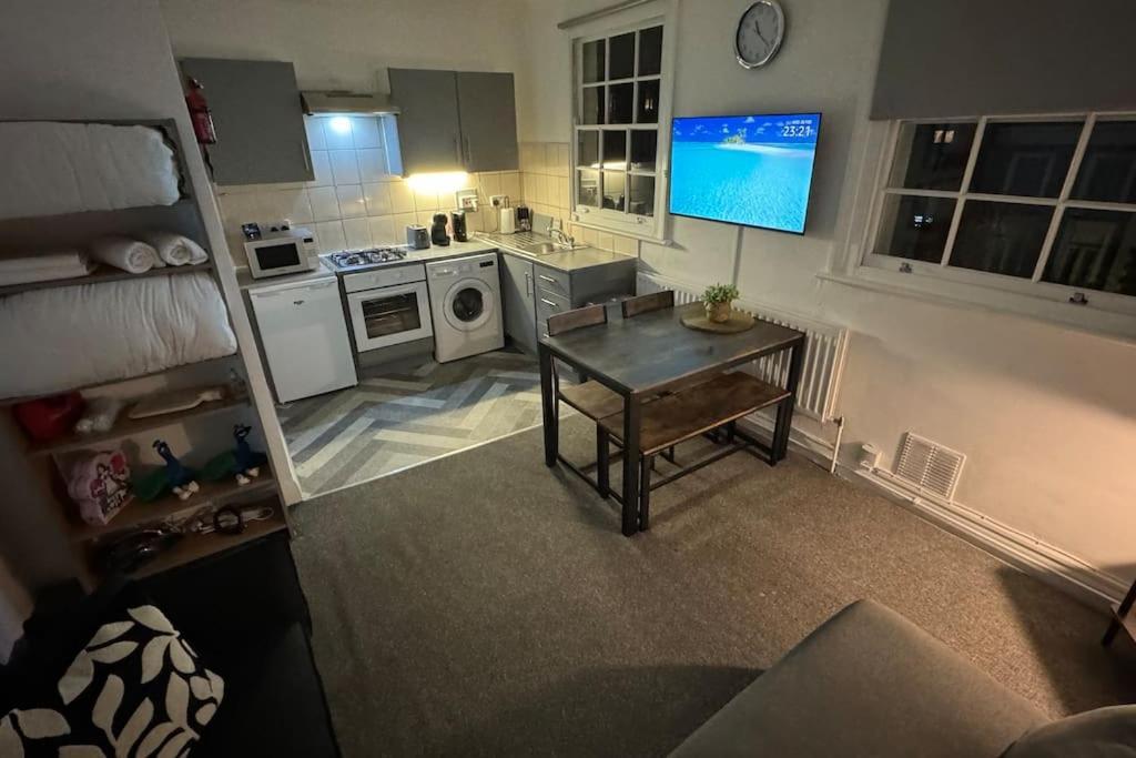 Apartment Flat In The Heart Of Camden Town