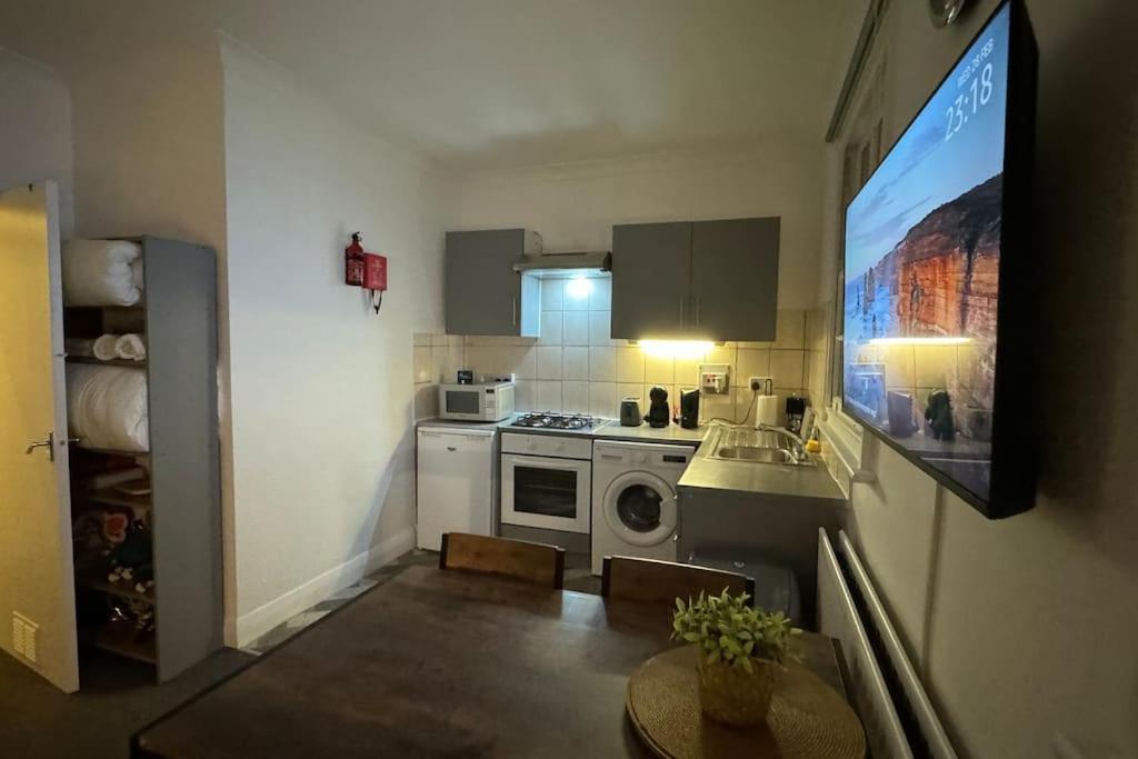 Flat In The Heart Of Camden Town Apartment London