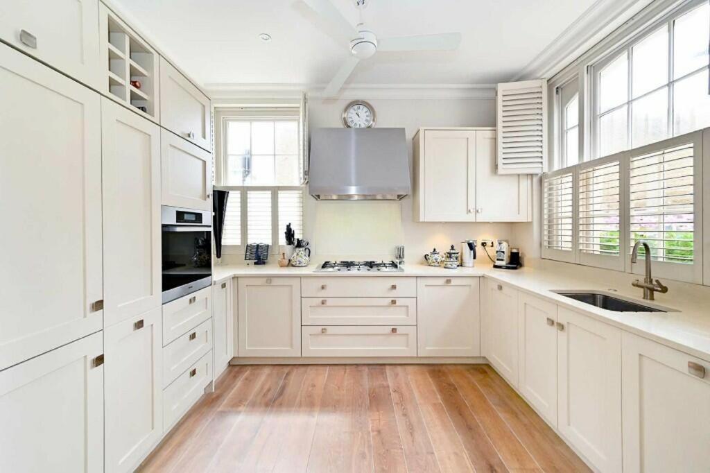 Royal Regency - Sleeps 8 *