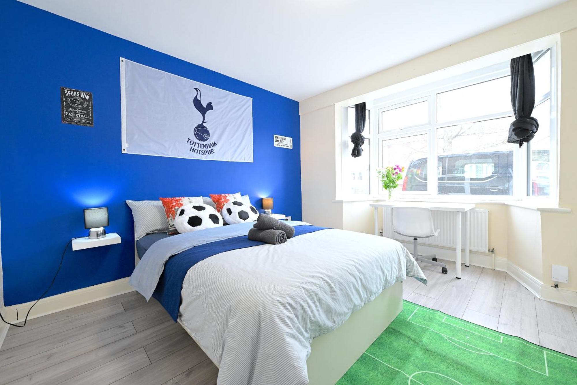 Spacious 5 Bedroom House Next To Tottenham Stadium Londres