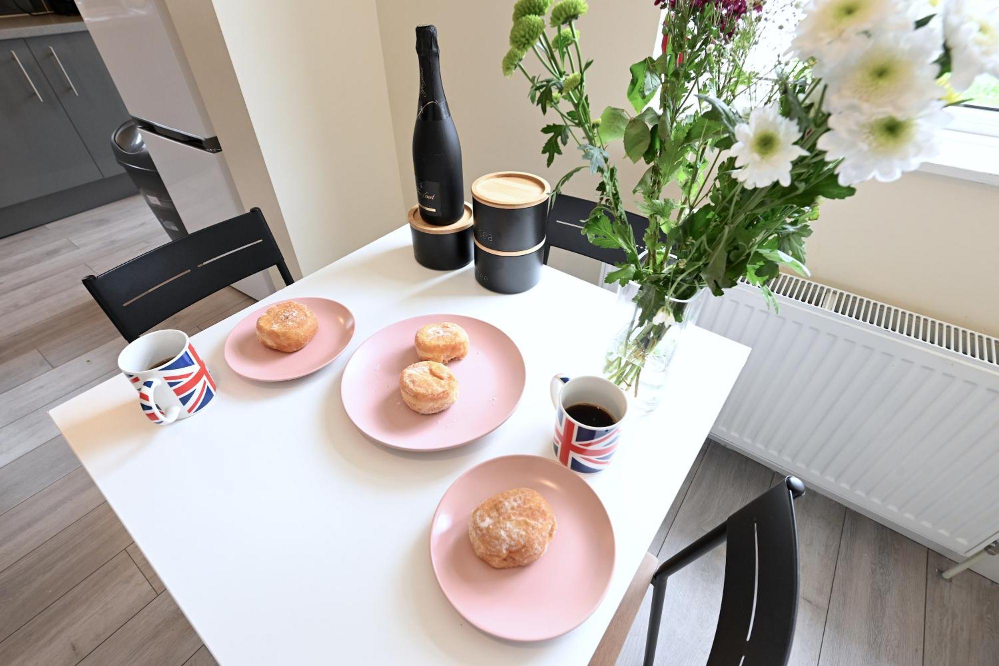 Spacious 5 Bedroom House Next To Tottenham Stadium Apartamento