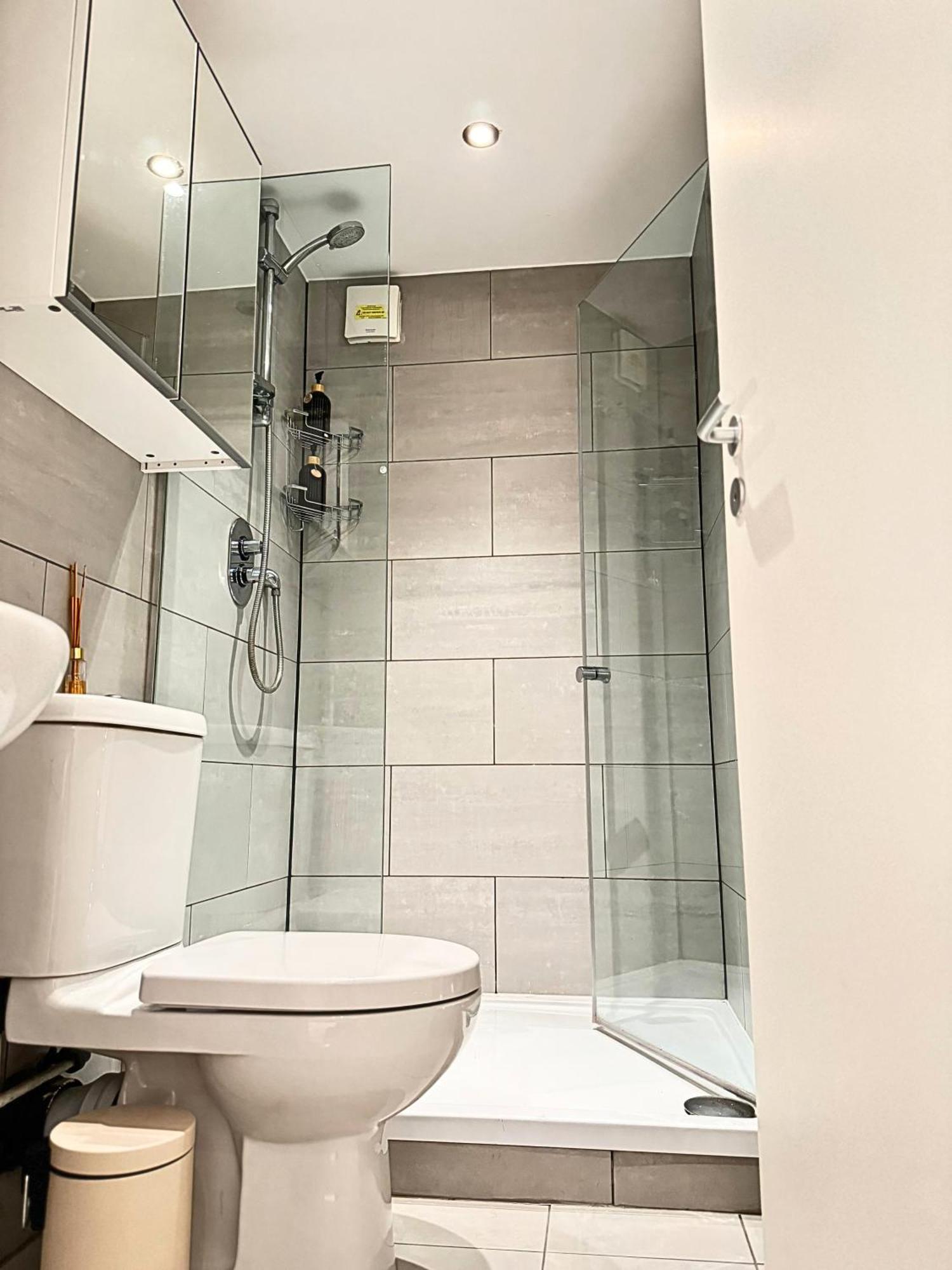 The Heart Of Kensington Mews - 3 Bedrooms House-private Entrance-hyde Park Walk Away-green Park 9 Minutes Underground- The Of With Glamour Of Kensington Vakantiehuis