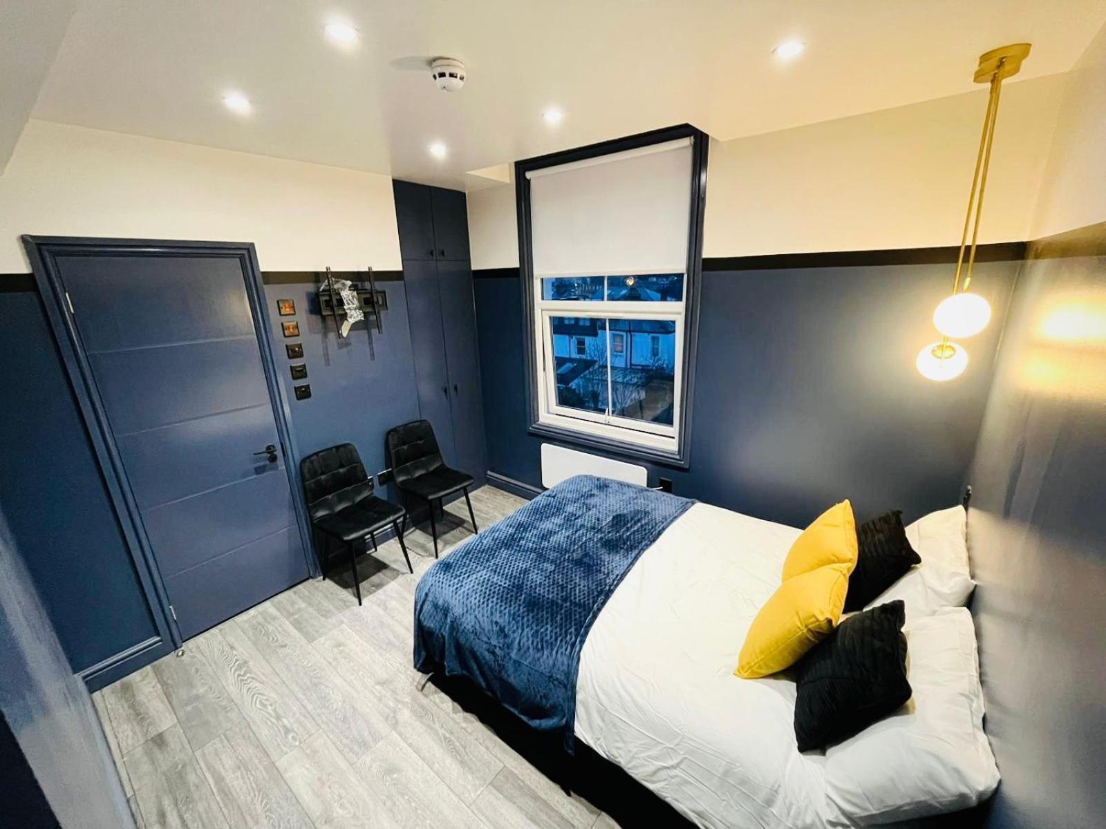 Pensión 39 Blue House Luxury Ensuite Ideal For Tourists Londres
