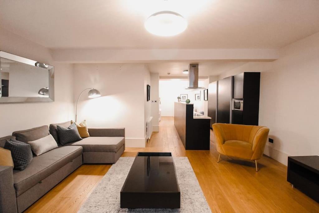 Chic Urban Oasis Appartement
