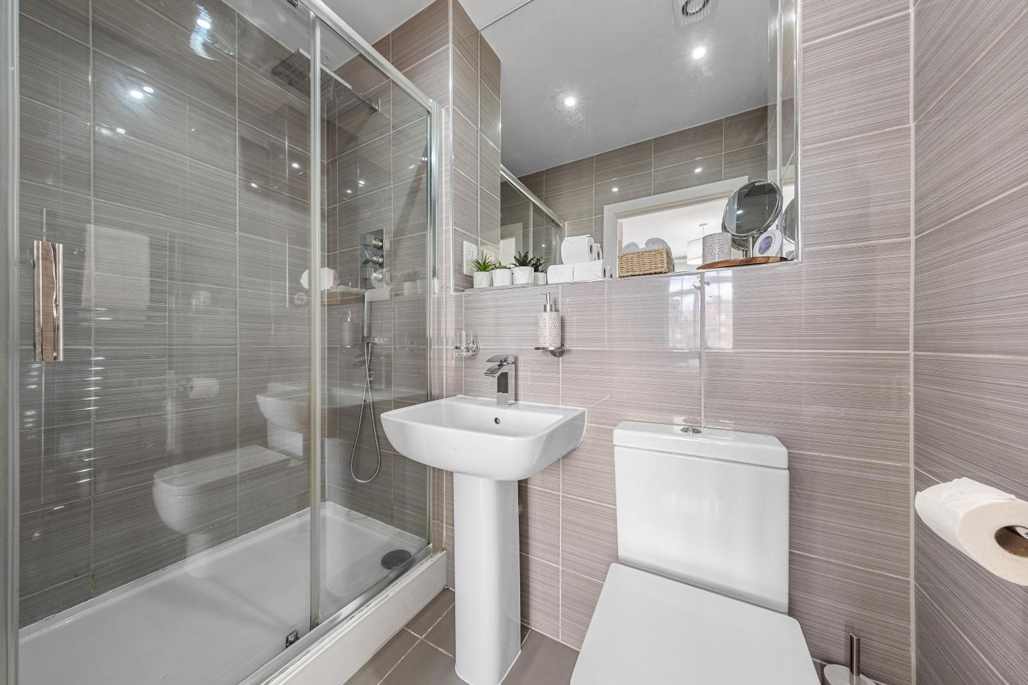 Apartment Modern Flat In Stockwell, 10 Mins From Oxford Circus