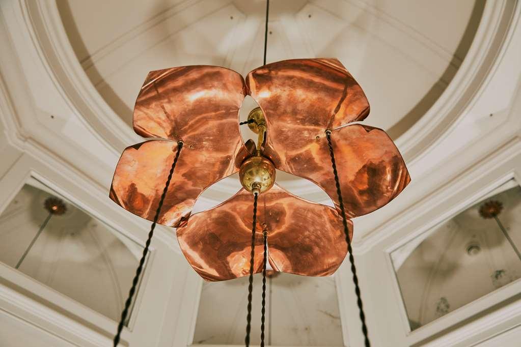 At Sloane Hotel Londen