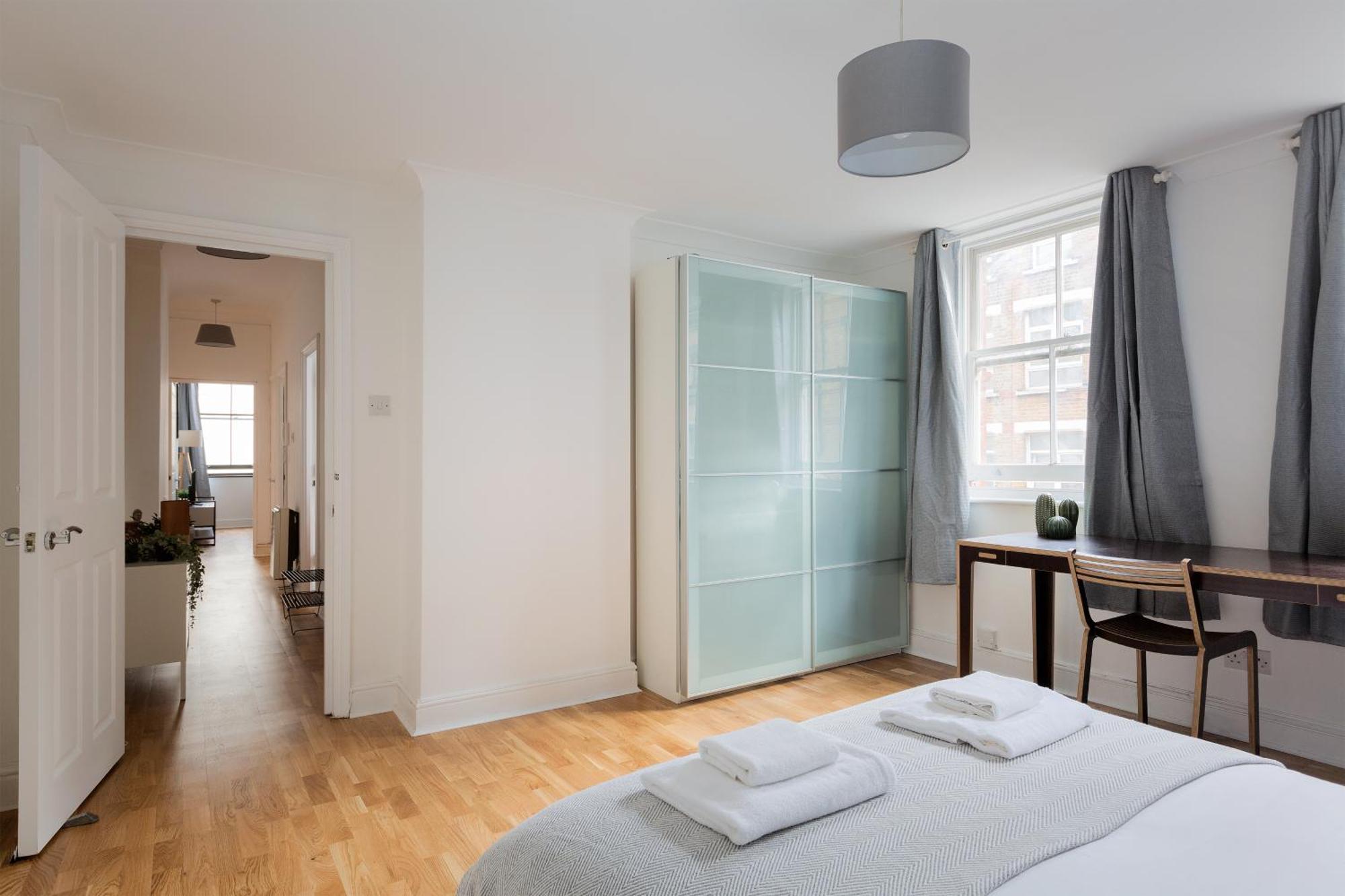 The Aldgate Flat * London