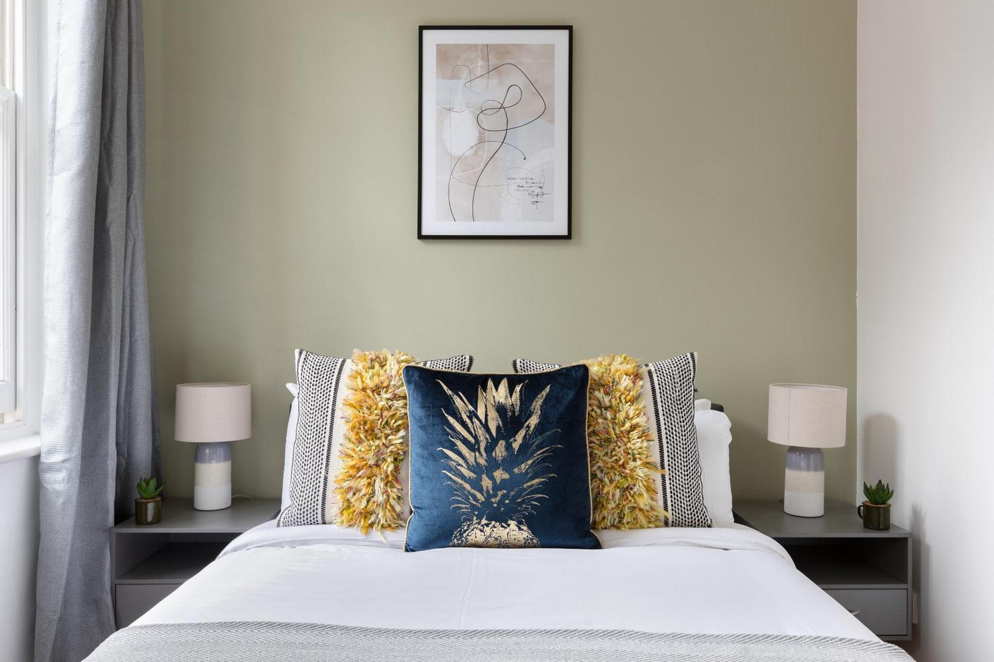 The Aldgate Flat