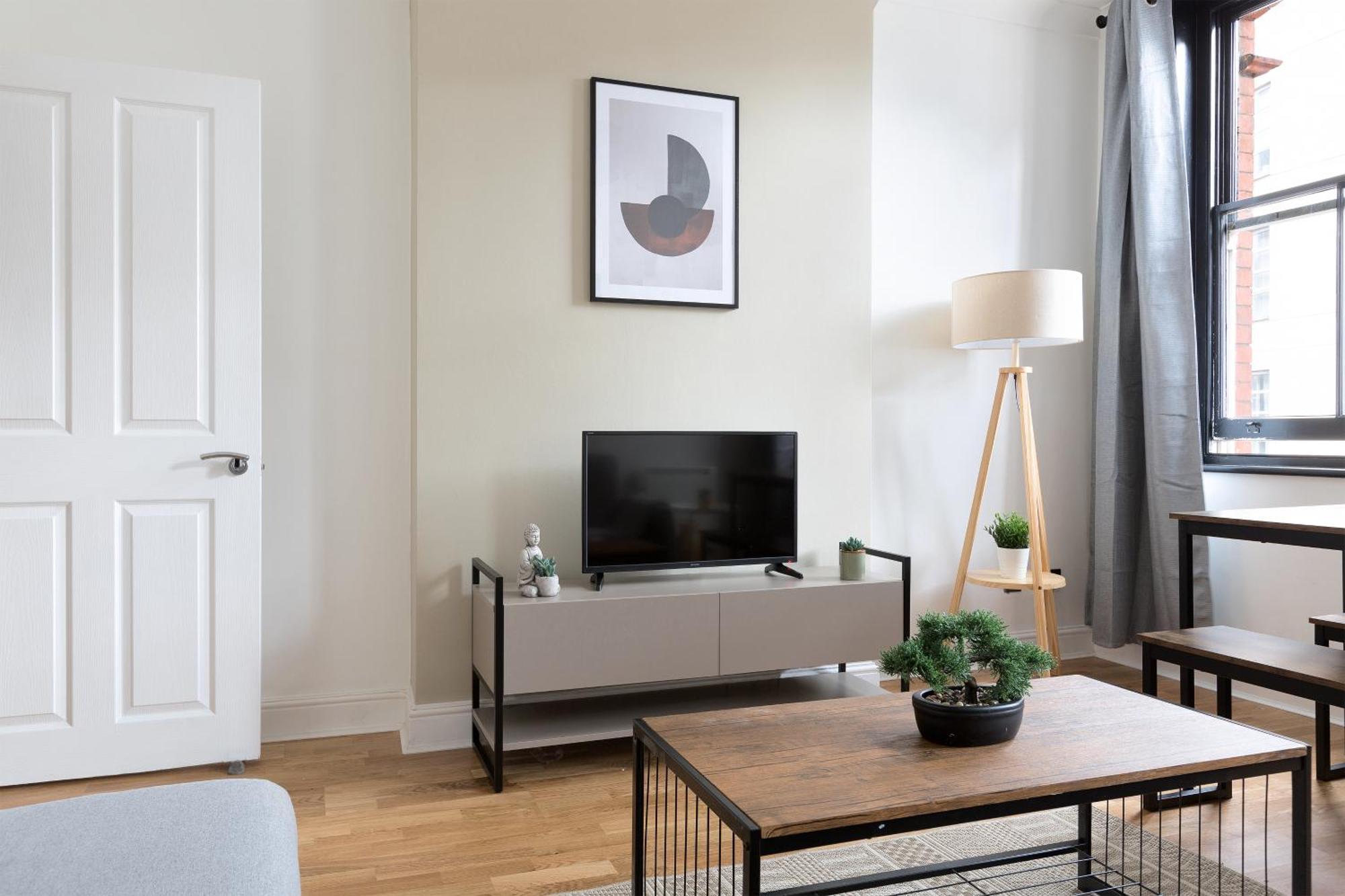 The Aldgate Flat *