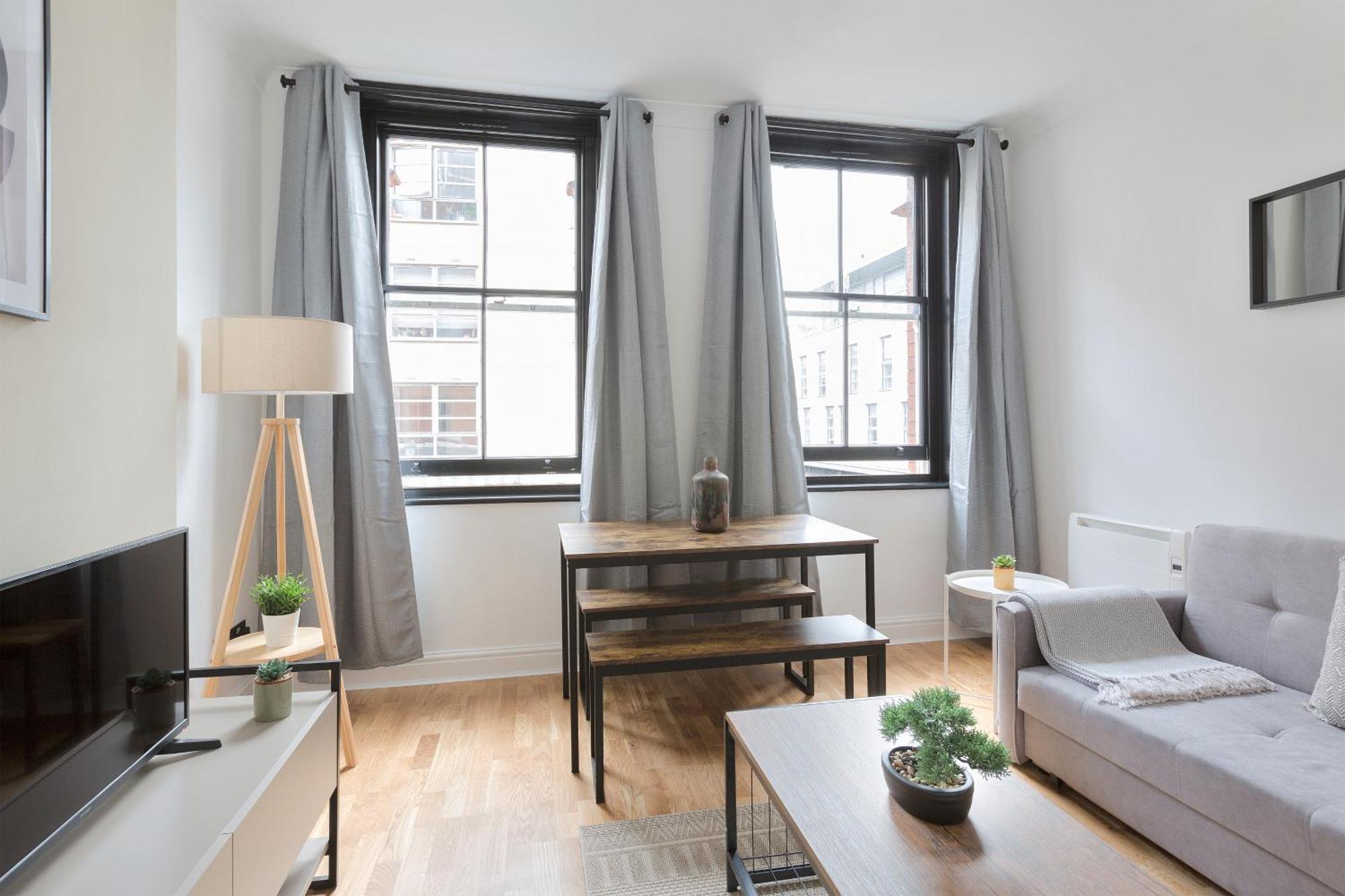 The Aldgate Flat