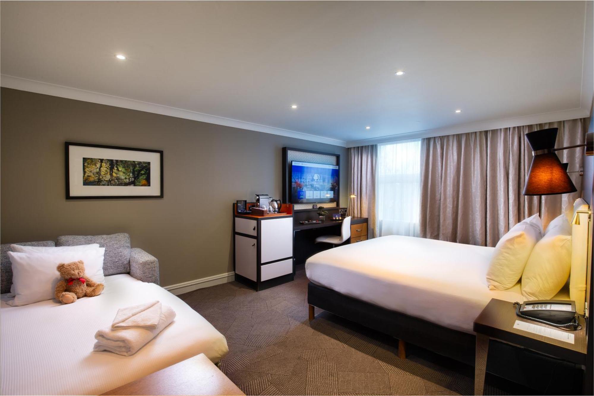Doubletree By Hilton Ealing
