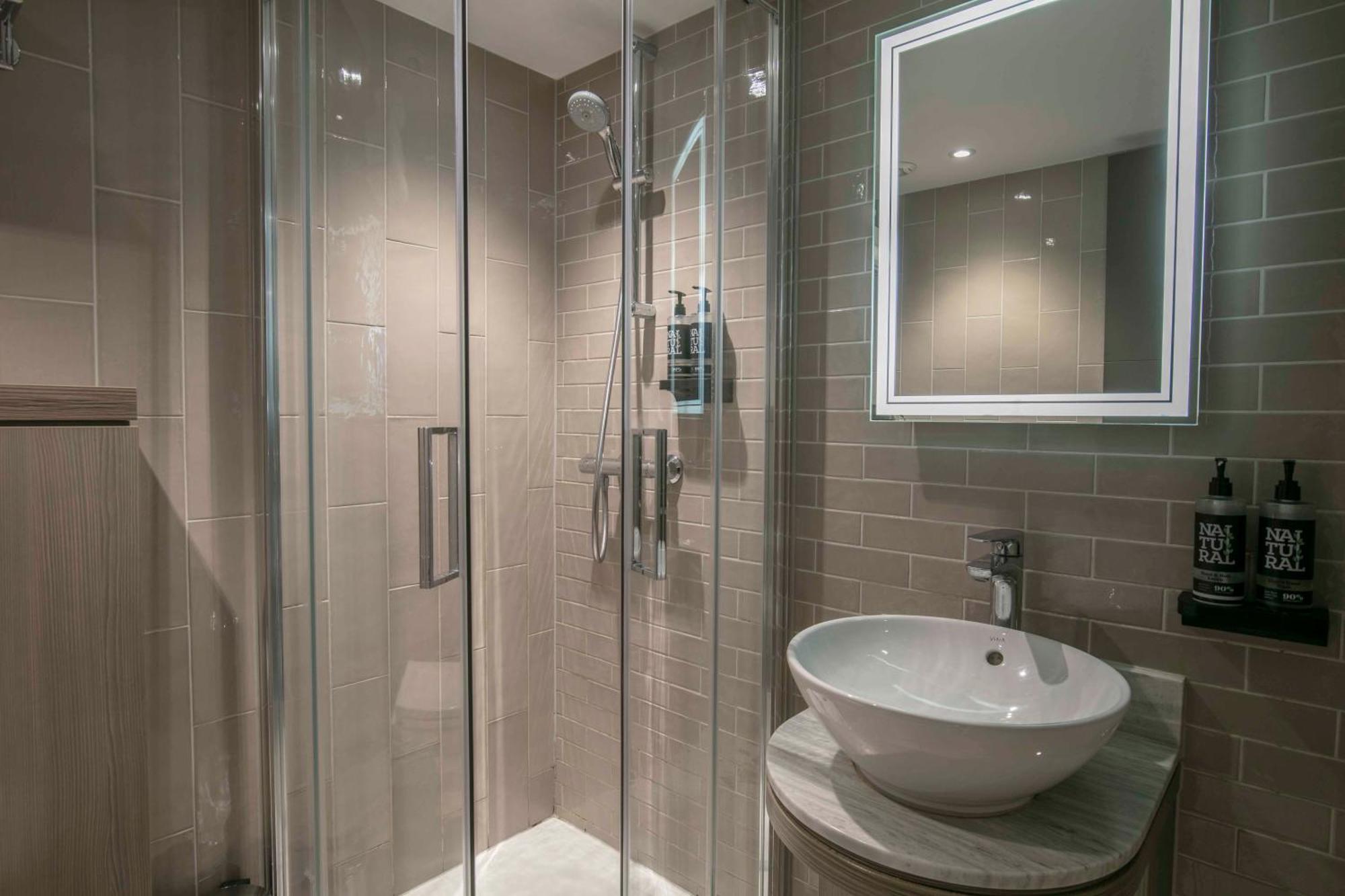 Hotel Western Vauxhall 4*