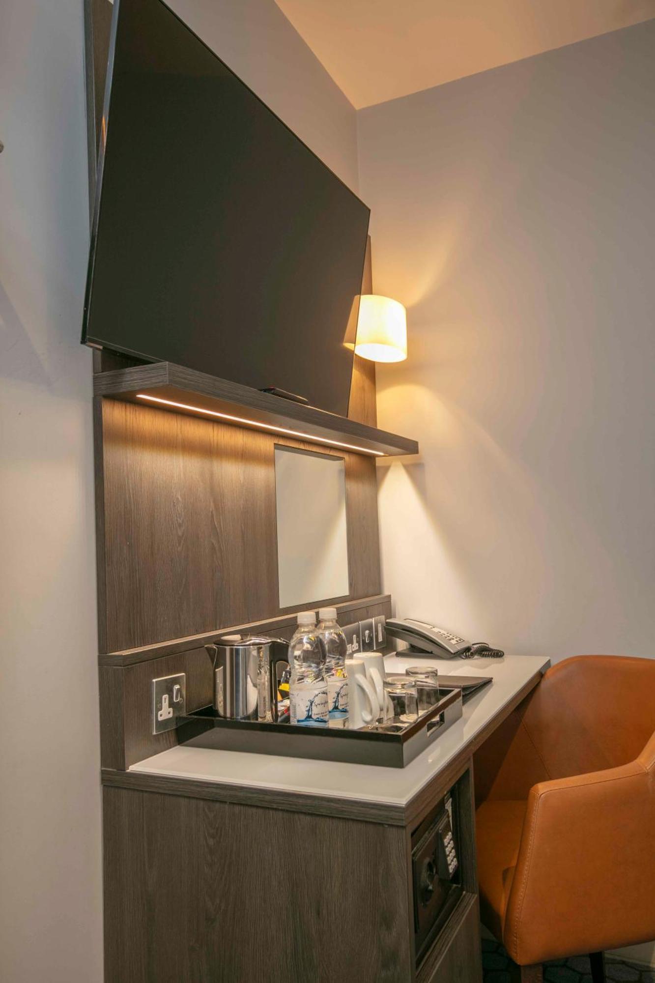 Hotel Western Vauxhall 4*