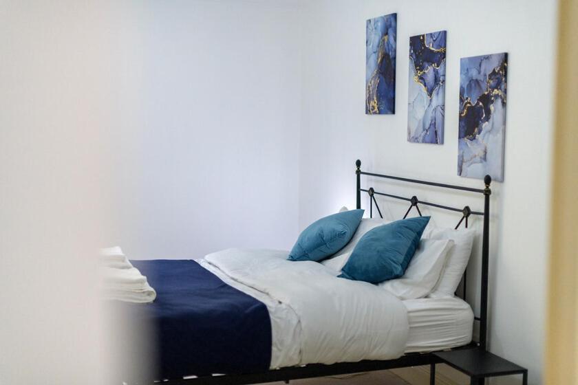 Spectacular 3 Bed In Blackheath Apartment