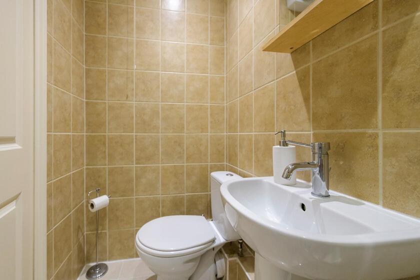 Spectacular 3 Bed In Blackheath Apartment London