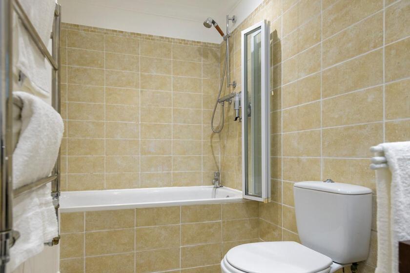 Spectacular 3 Bed In Blackheath * London