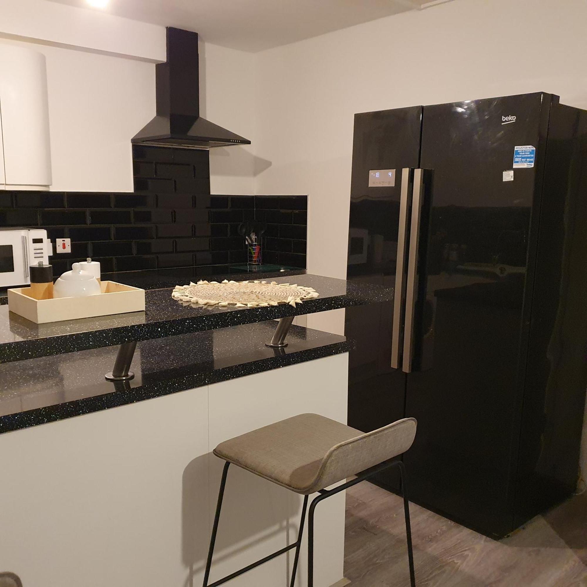 Pensión Yolo House *