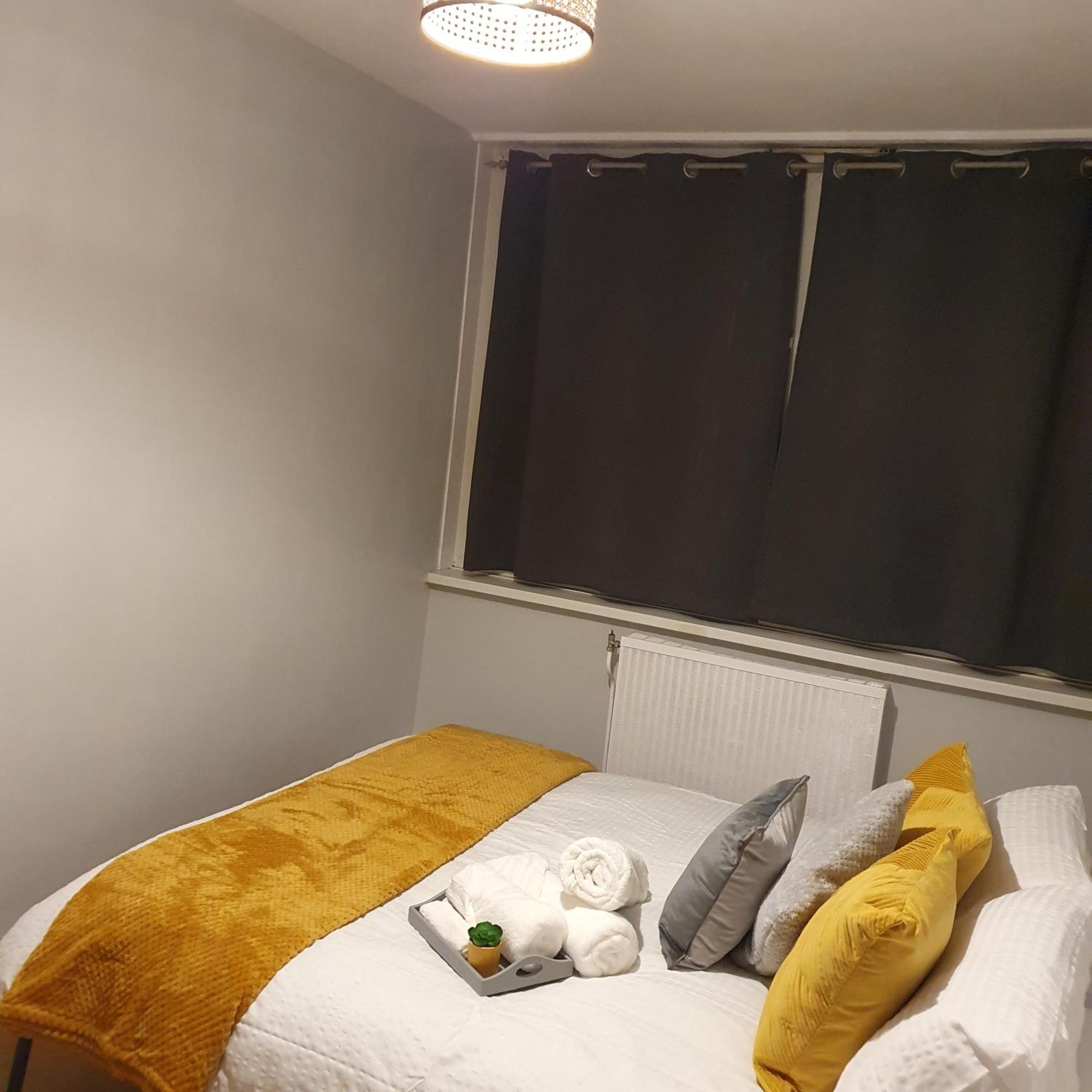 Pensión Yolo House